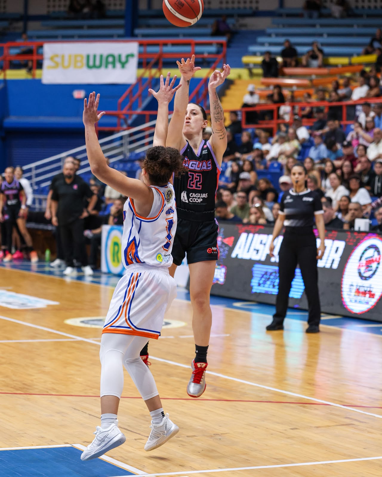Tiro en el Coliseo