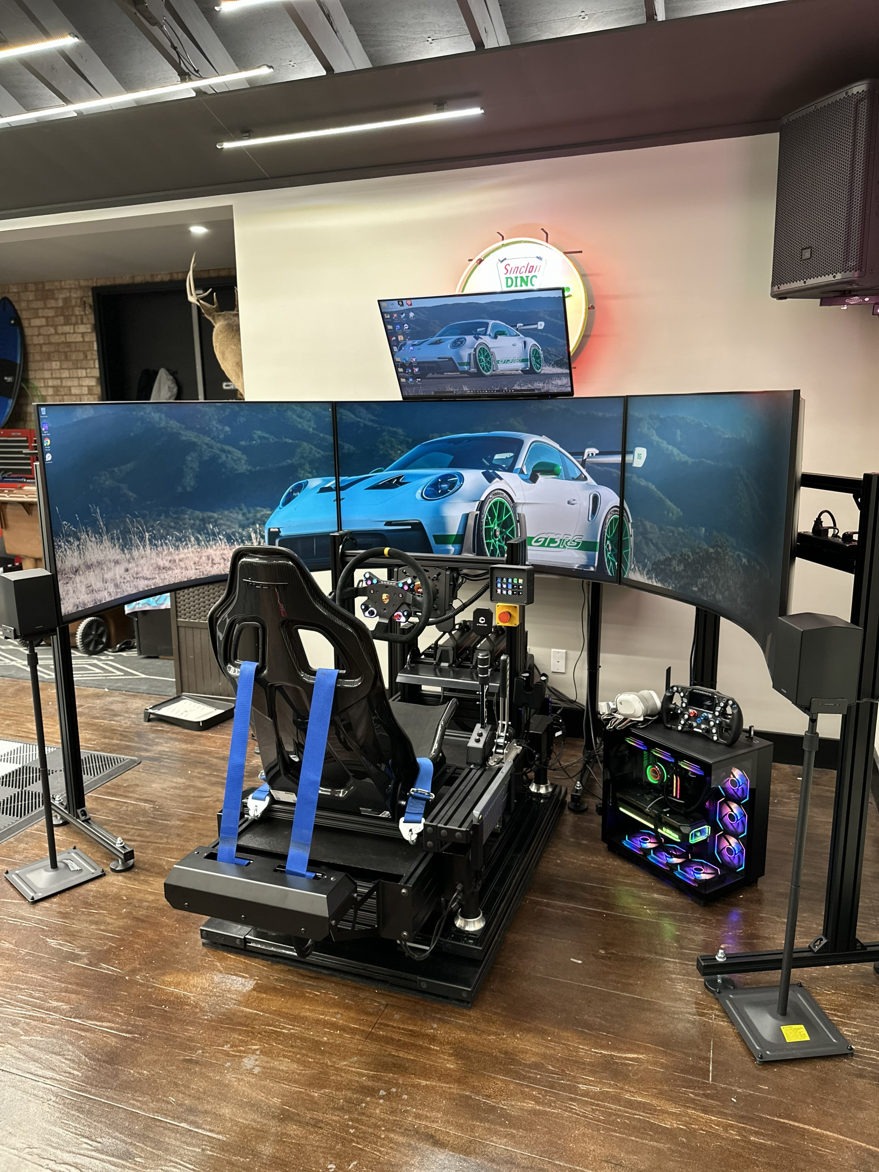 SBR 165 5DOF Sim Rig with triple curved screens, carbon Tillett seat and gaming PC