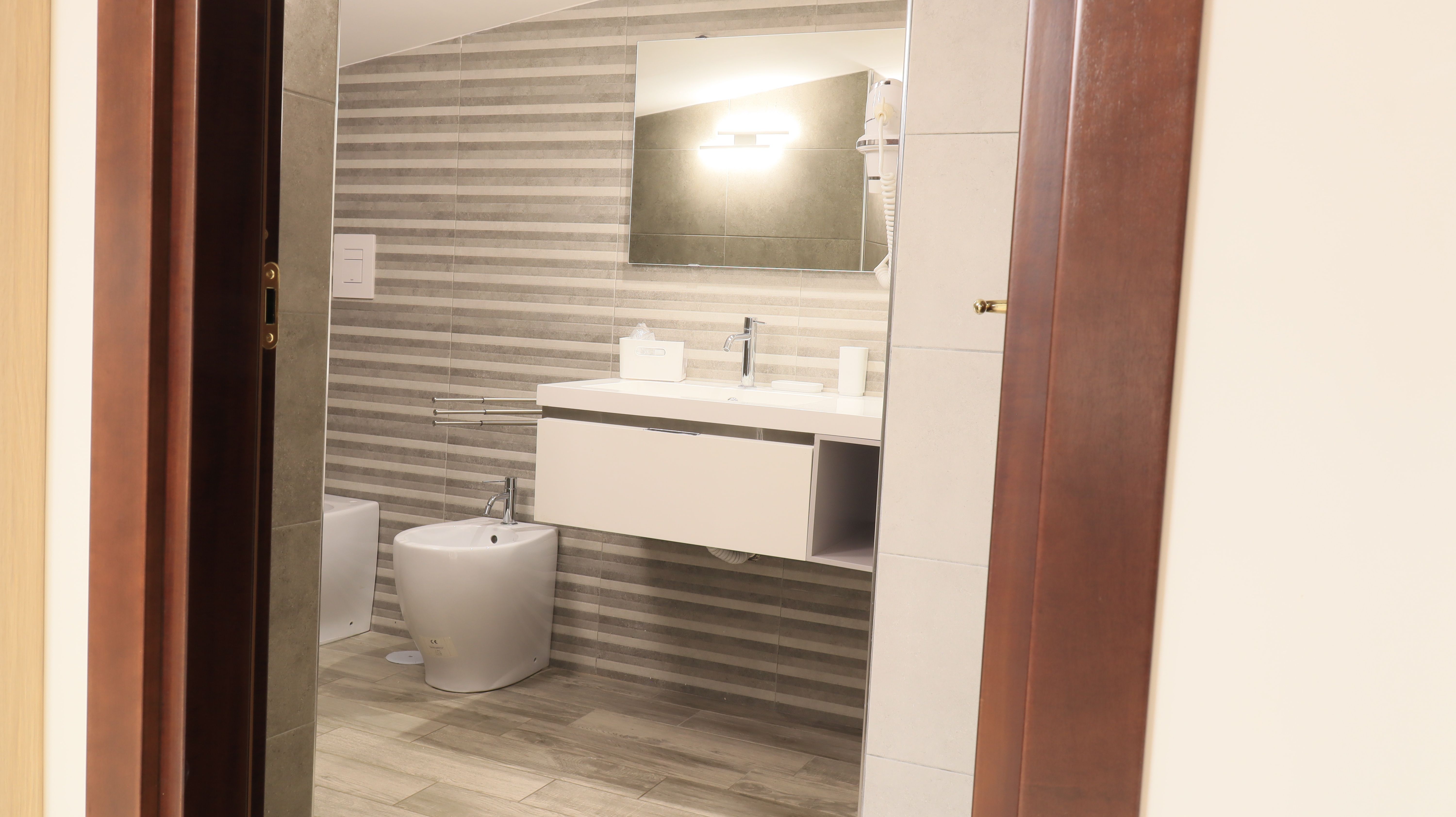 Camera Oplontis - Bagno moderno