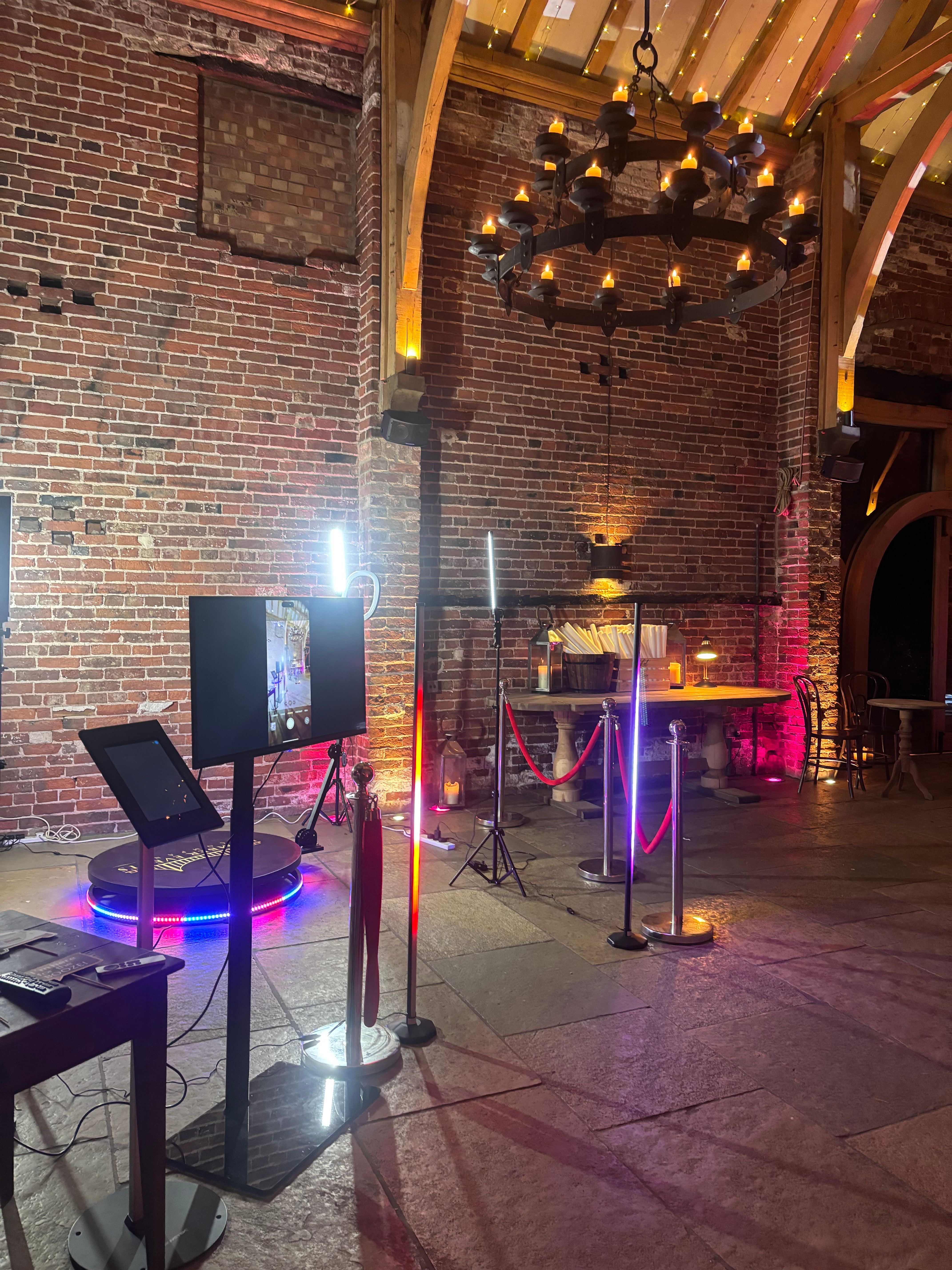 360 photo booth in rustic venue