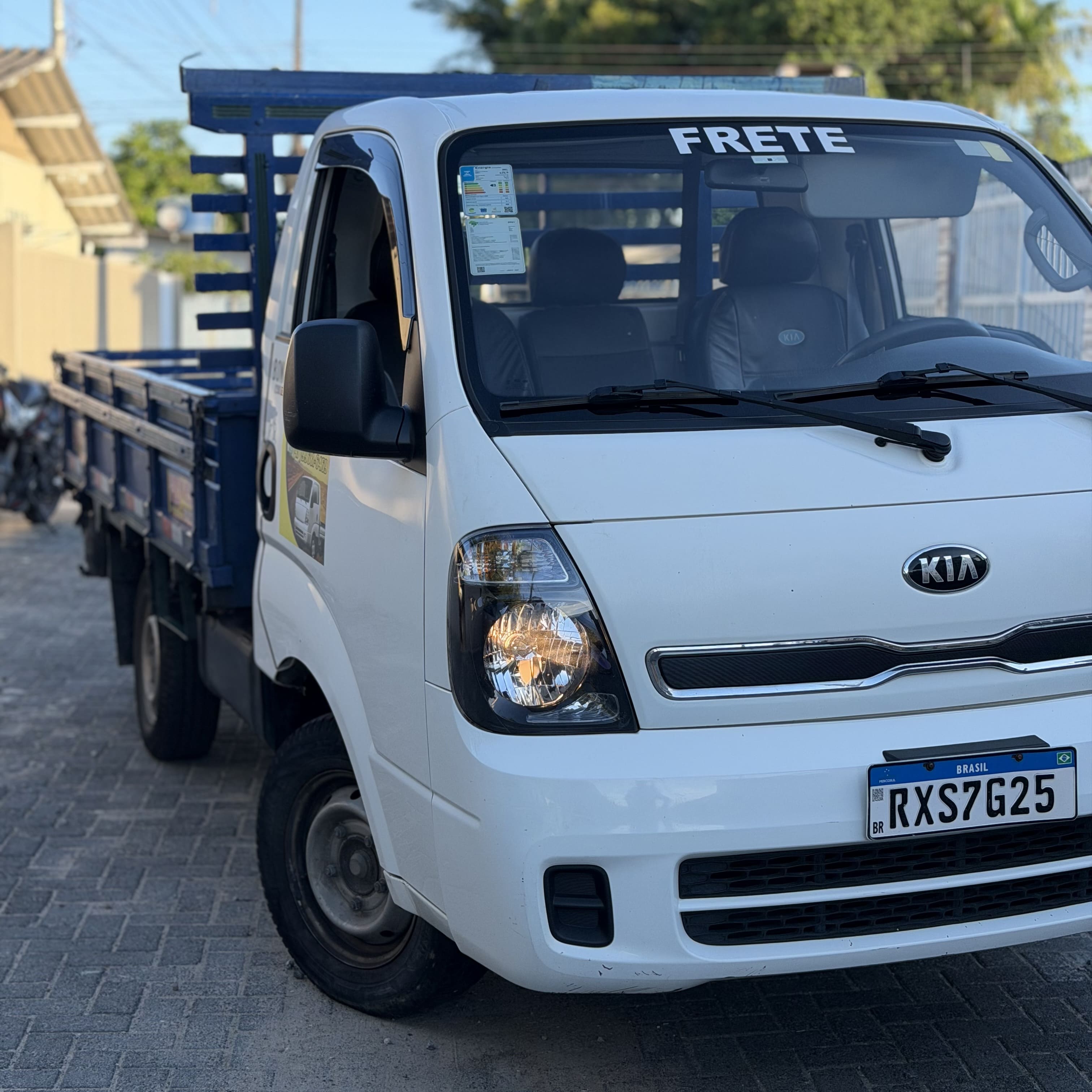 Transporte de Móveis Avulsos — Provesi Fretes