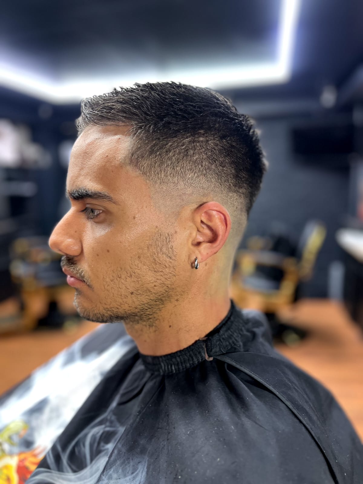Corte fade moderno
