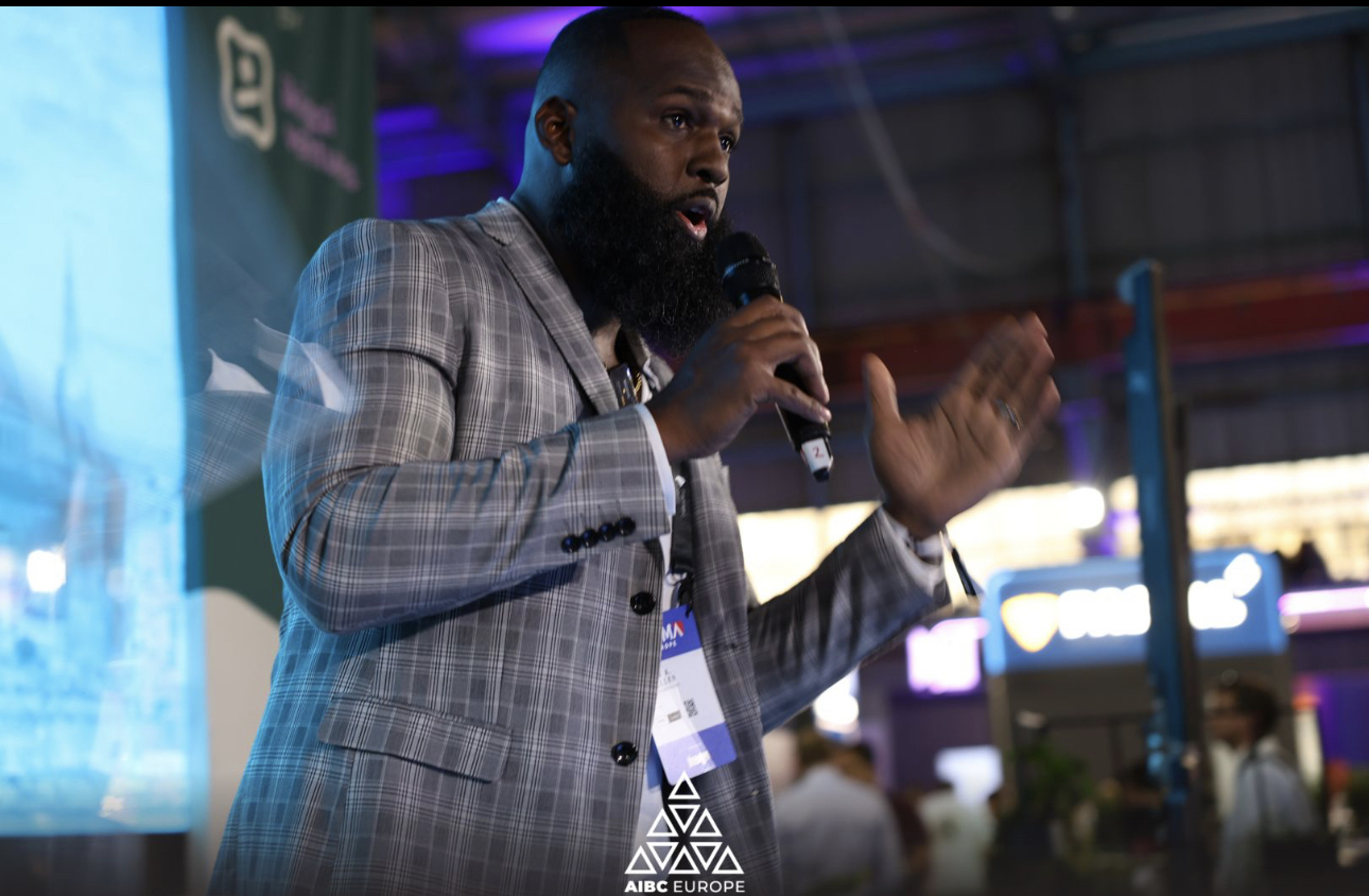 Andre Fluellen speaking at AIBC Europe in Malta