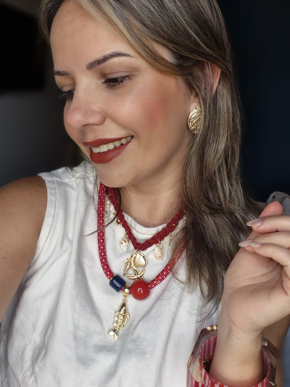 Colar Vermelho e Brincos