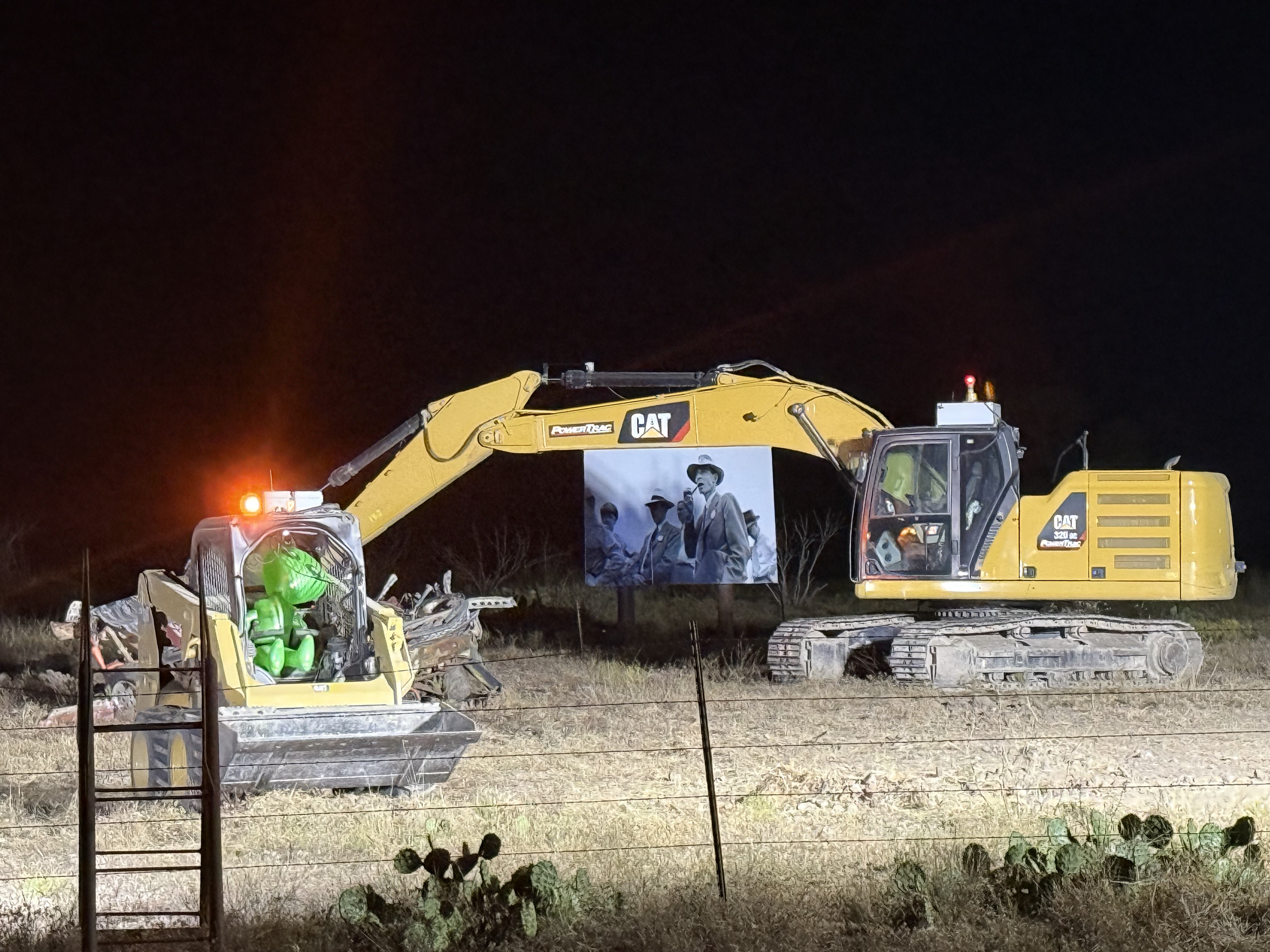 Night demonstration with CAT equipment