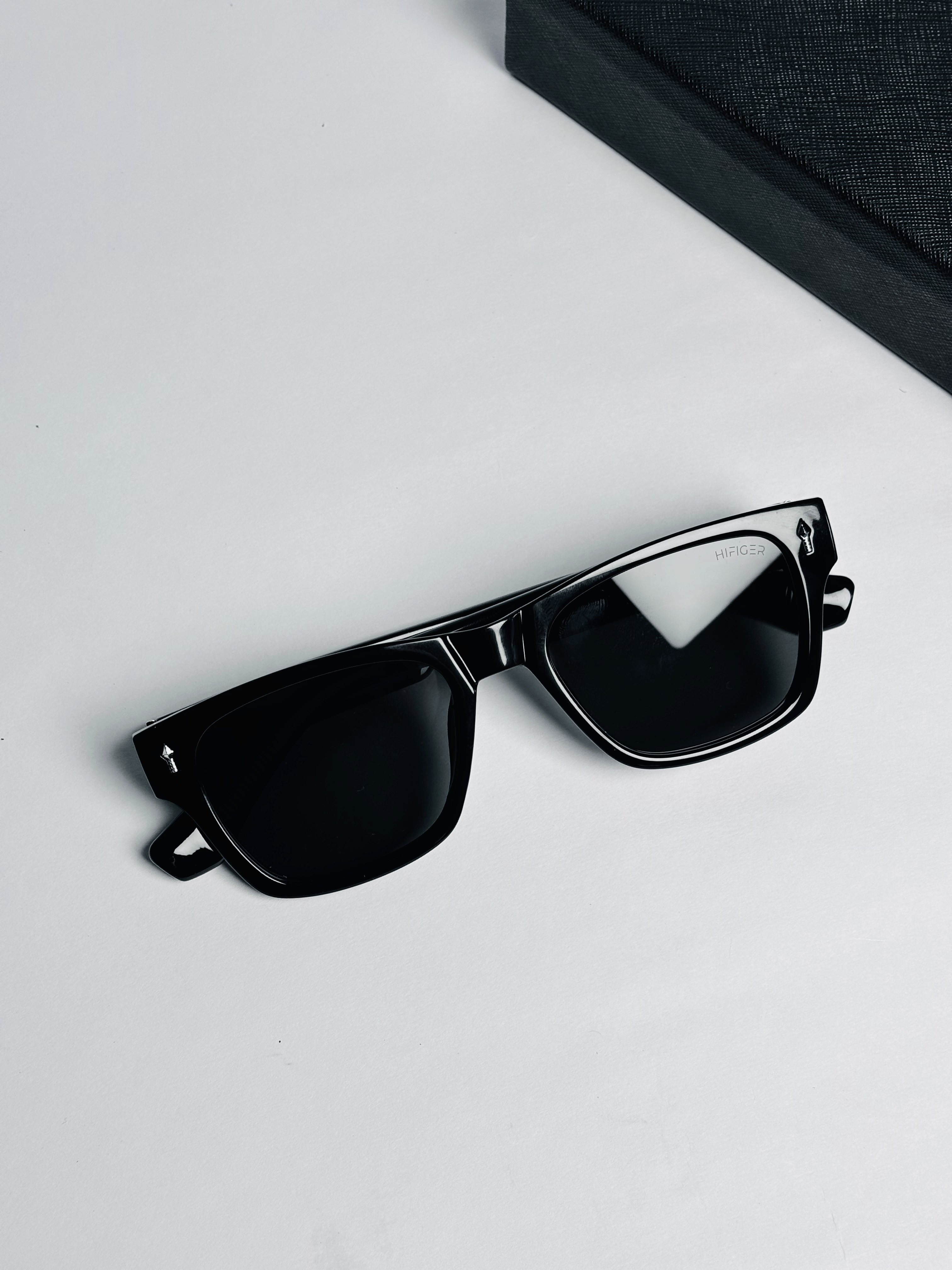 Hi Figure Sunglasses Rectangle sunglasses