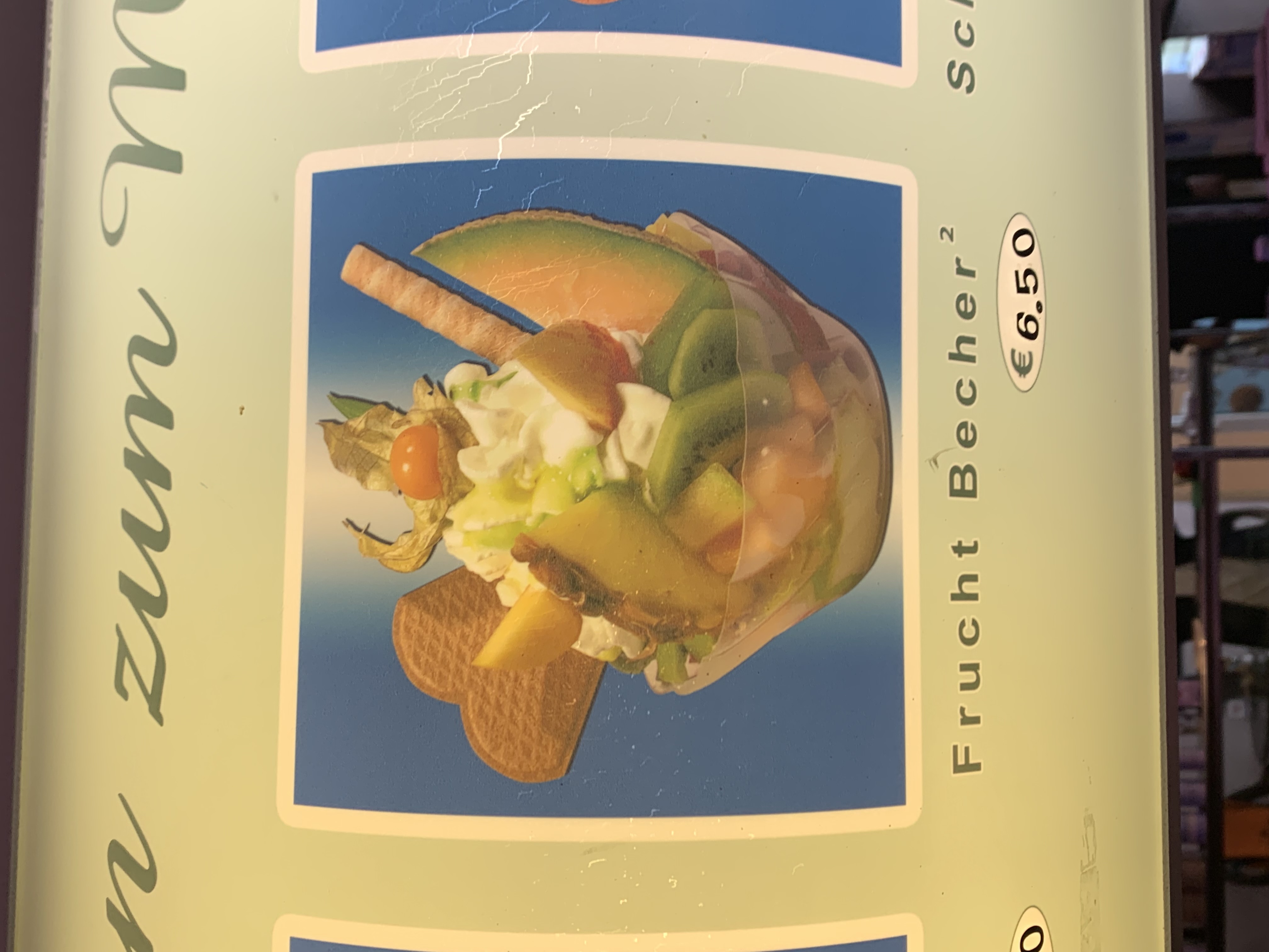 Frucht Becher