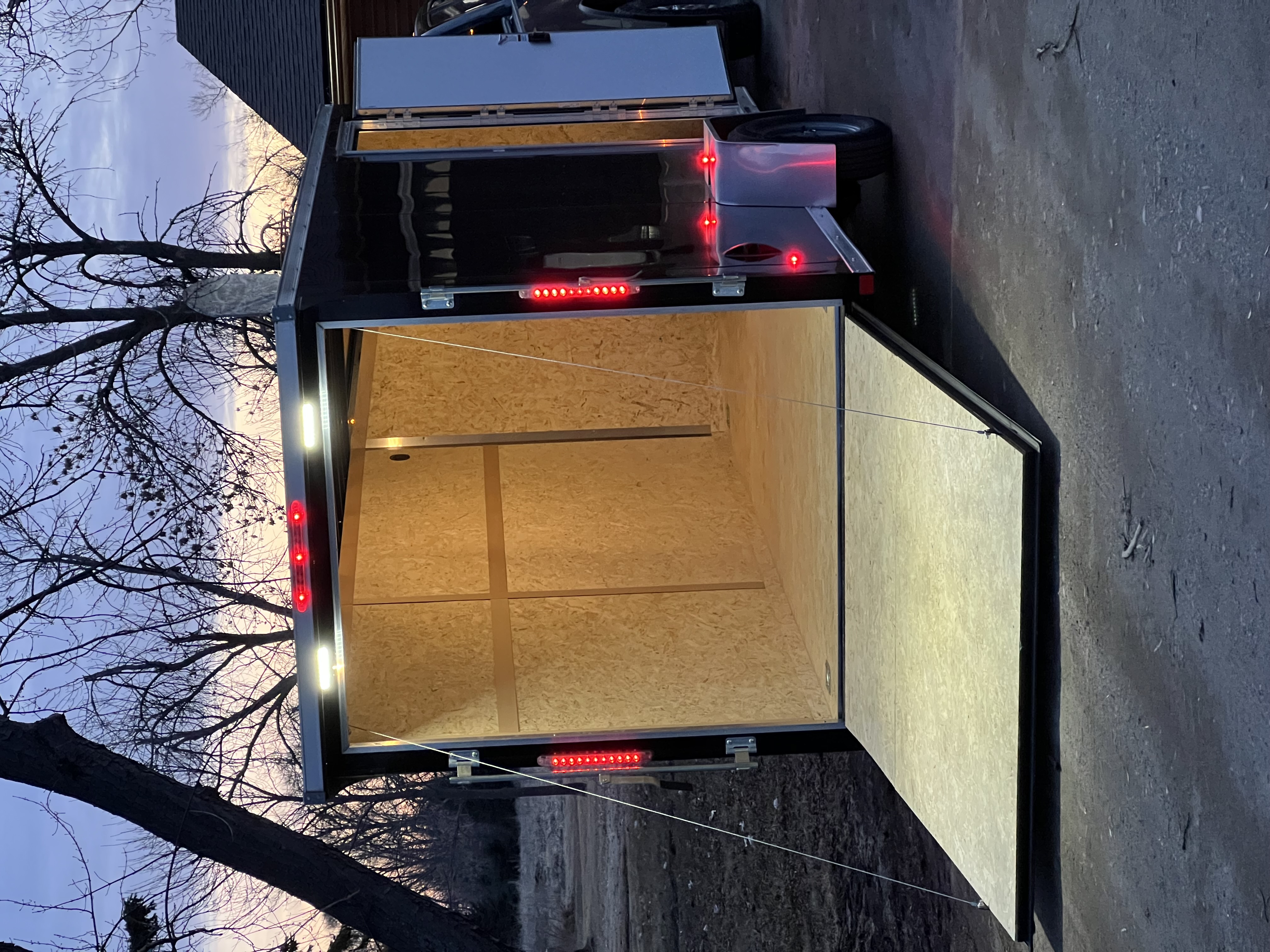 6'x14' Enclosed Trailer view 3