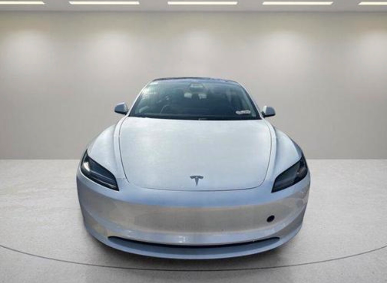 Tesla Model S 2024 – Dual Motor AWD