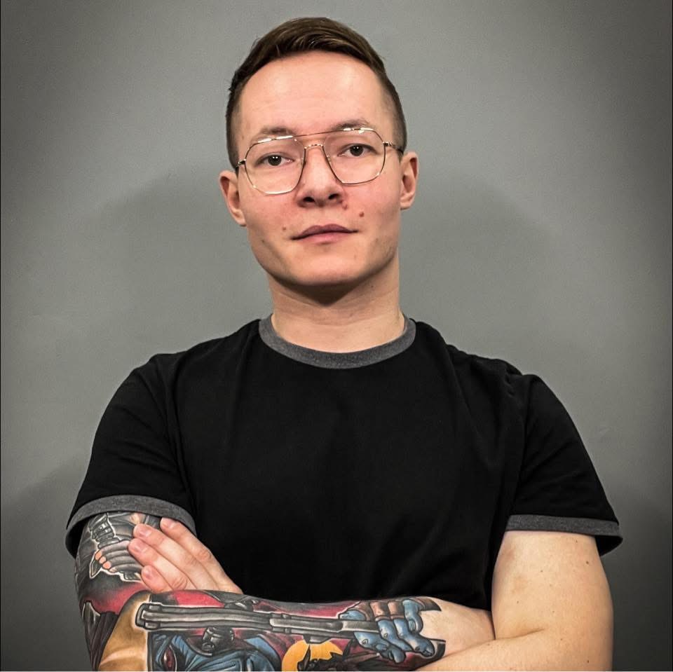 Głowa Tattoo — artysta tatuażu