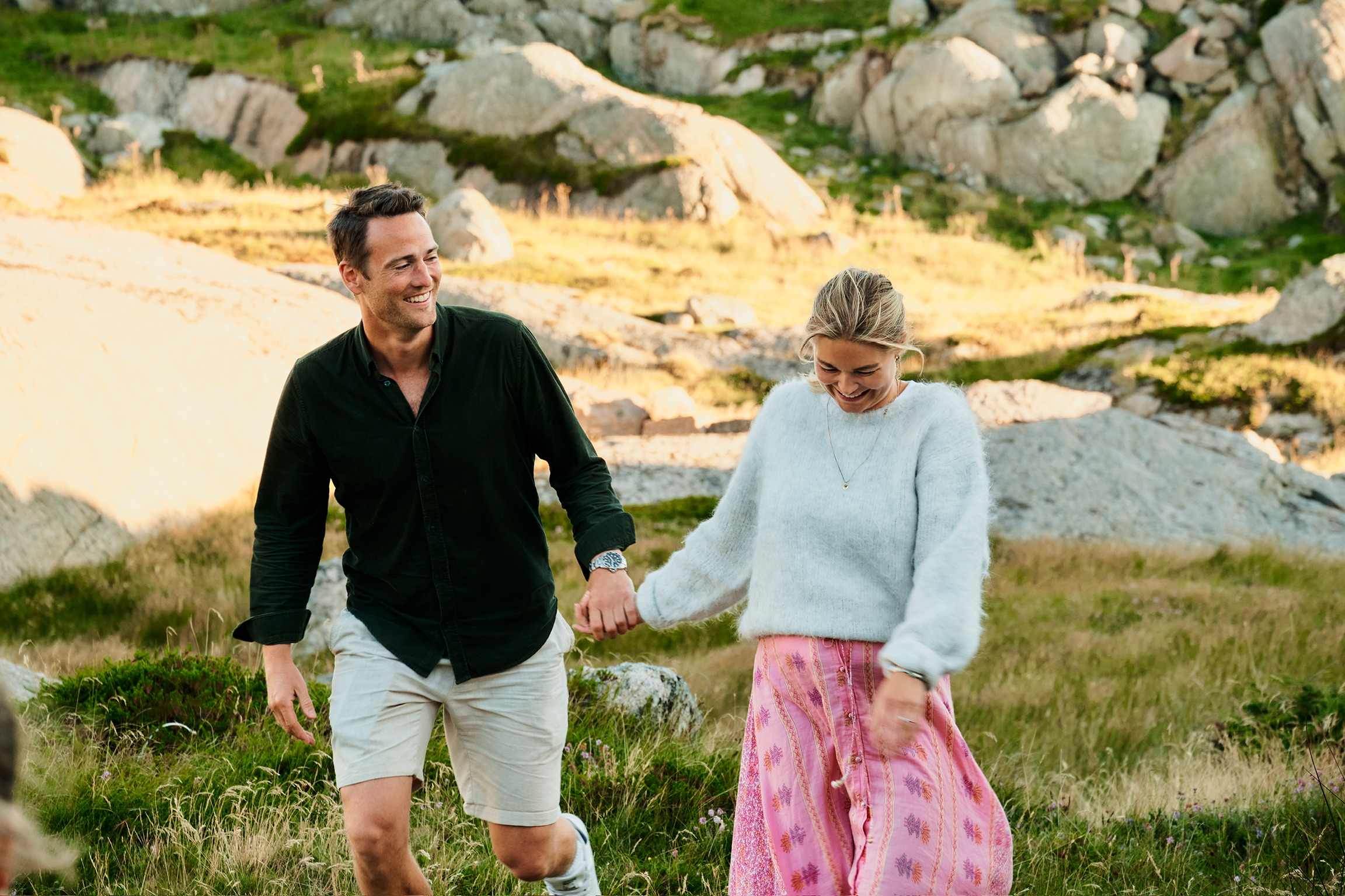 Cathrine og Torbjørn går hånd i hånd