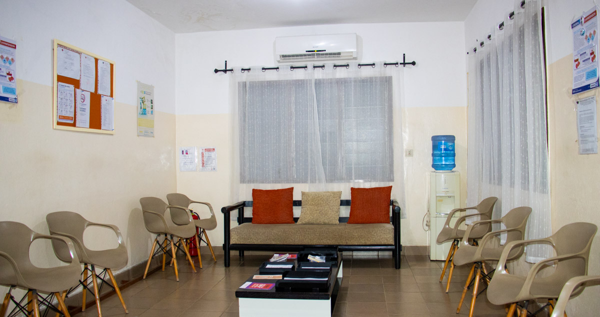Salle d'attente du Cabinet Cardiologique Maro-Militaire