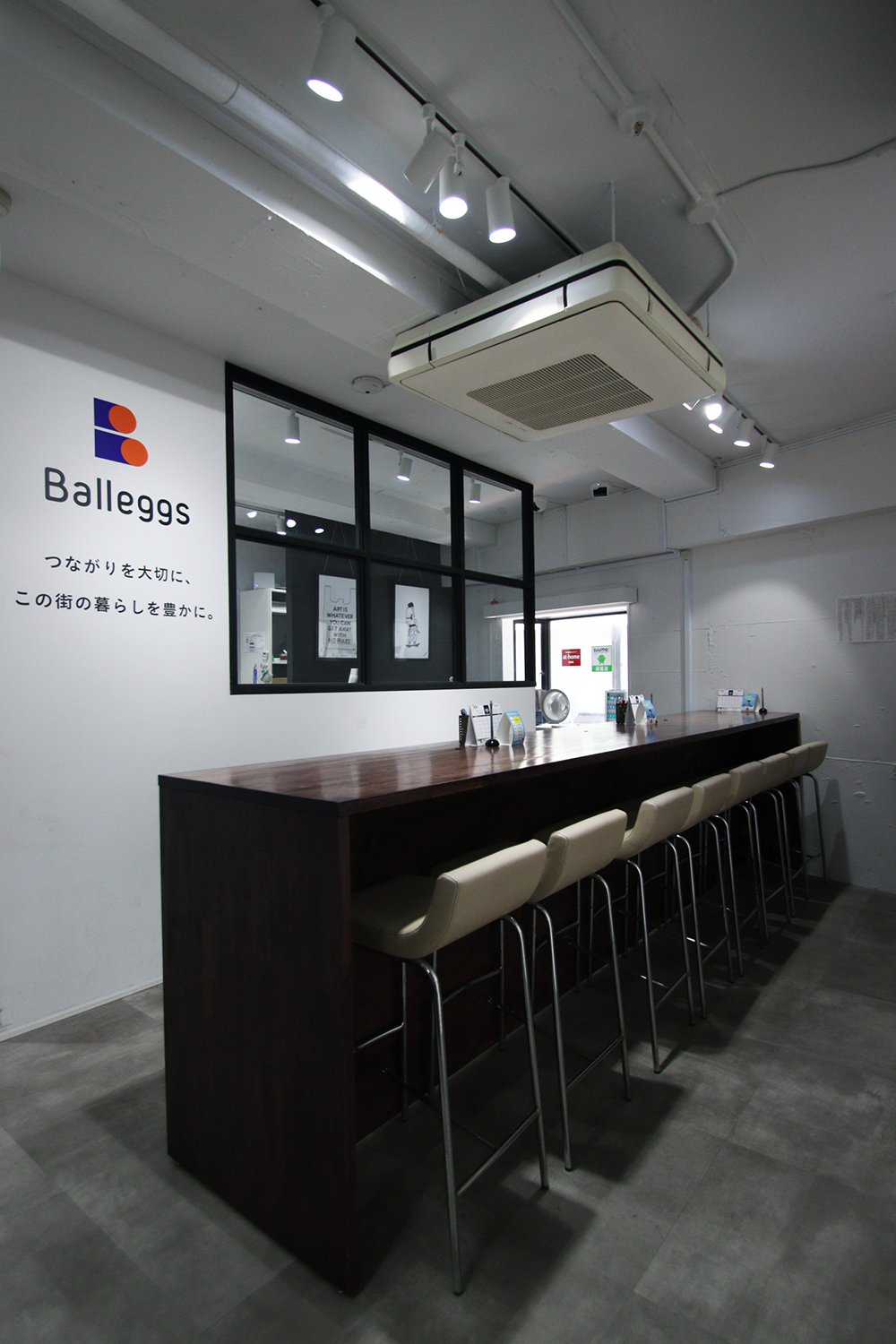 gallery-large