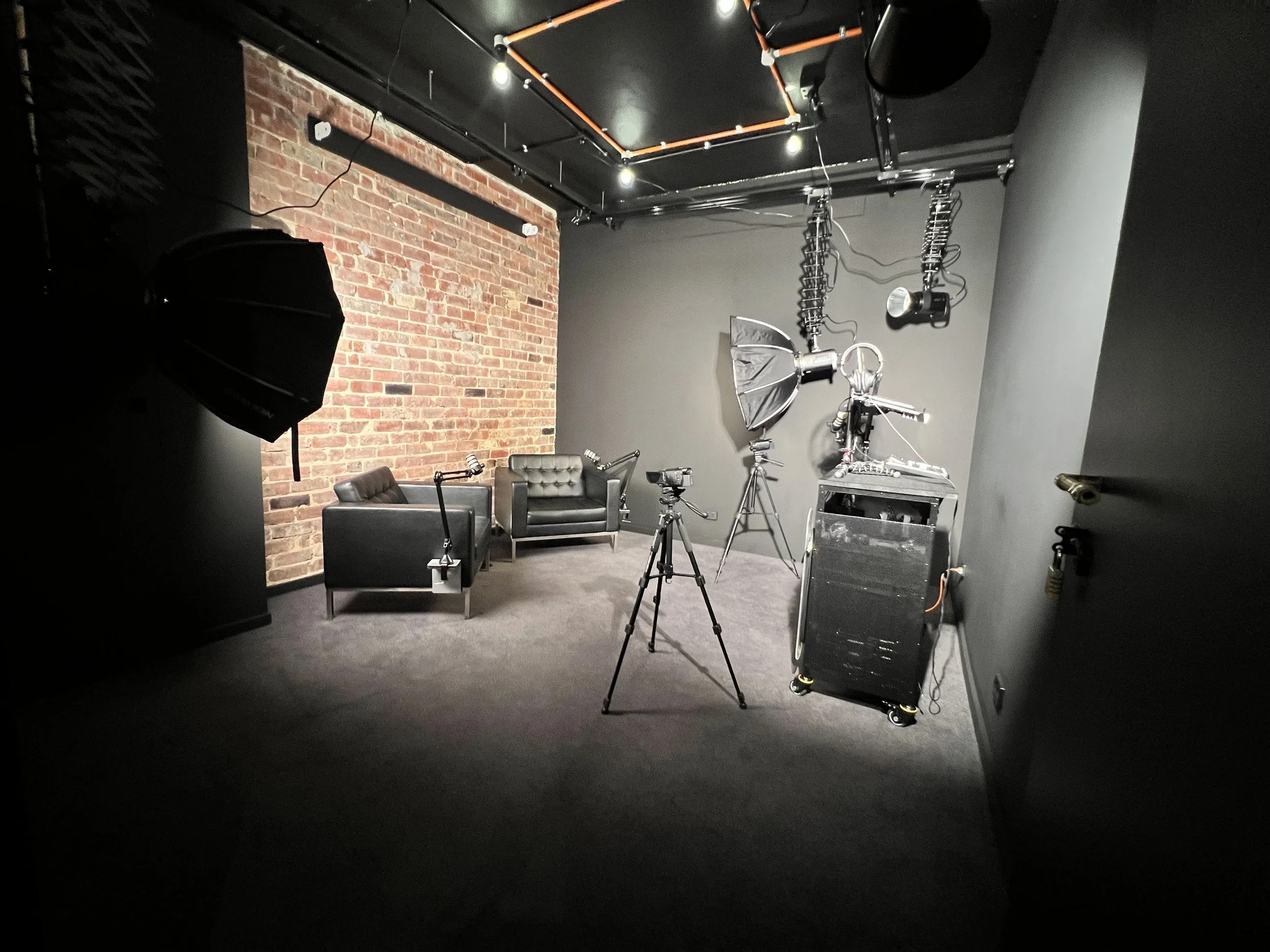 THE STUDIO