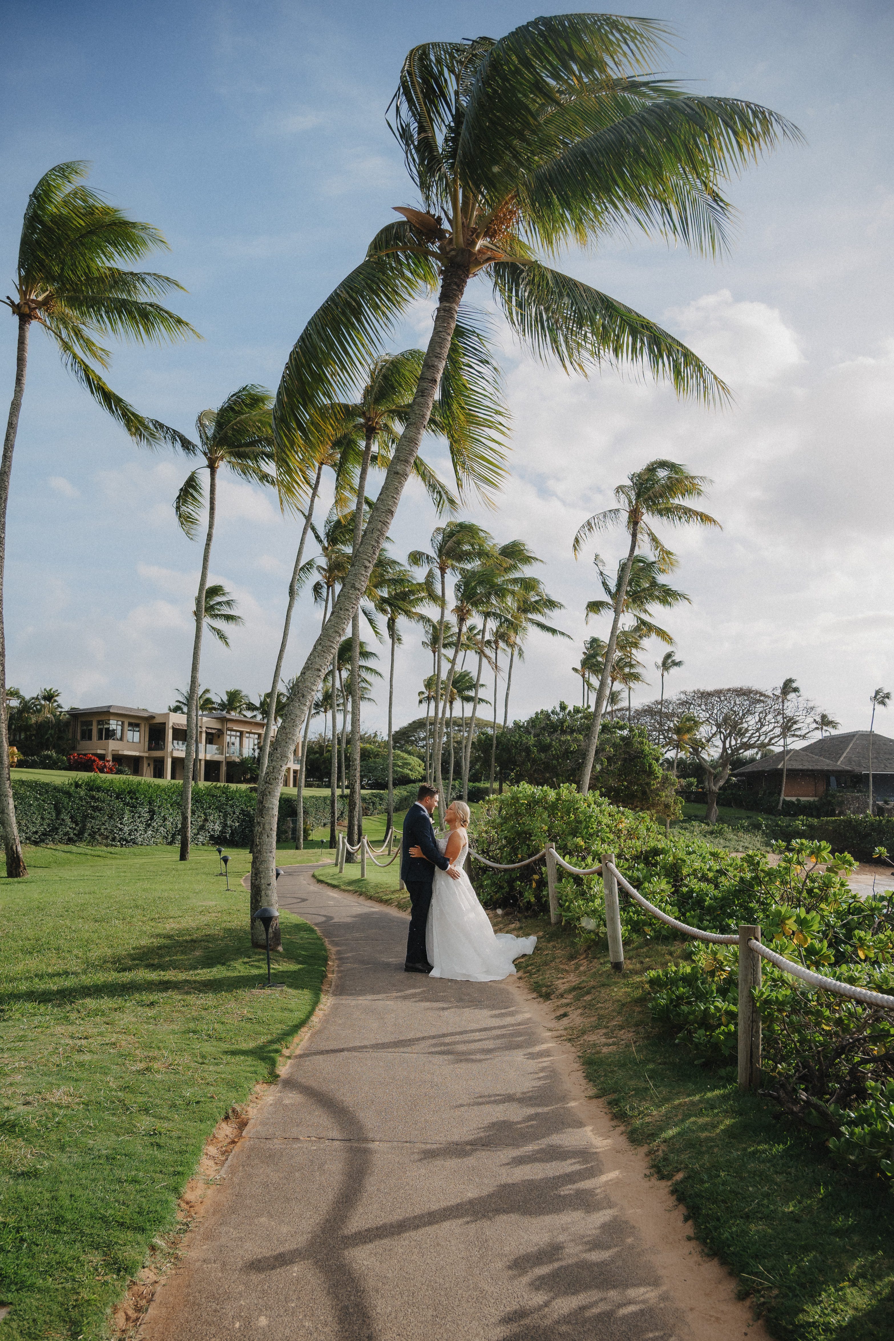 Kaanapali Beach: The Natural Backdrop - Image 2