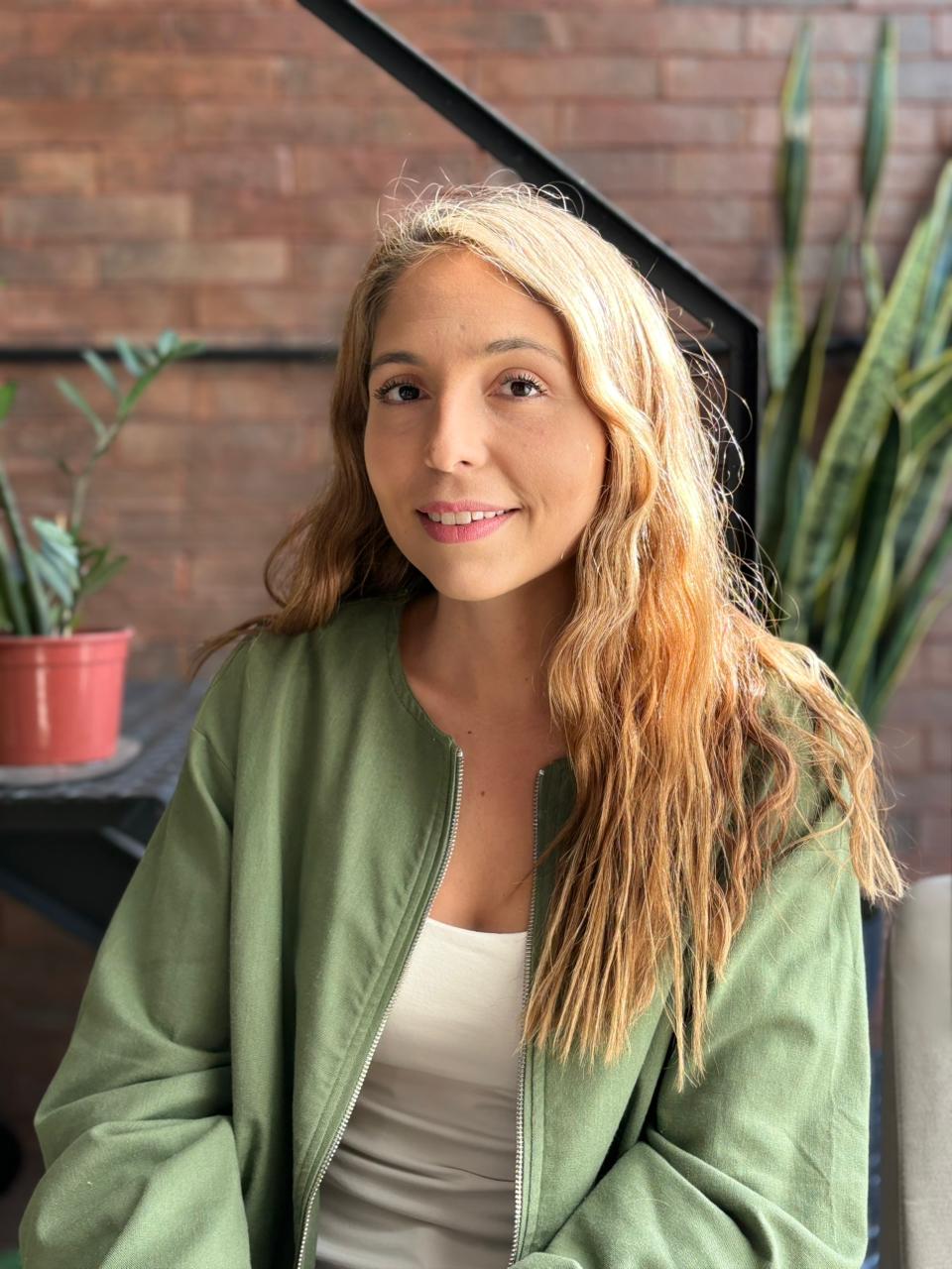Ma. Victoria Dellacasa, Lic. en Psicología y Puericultora