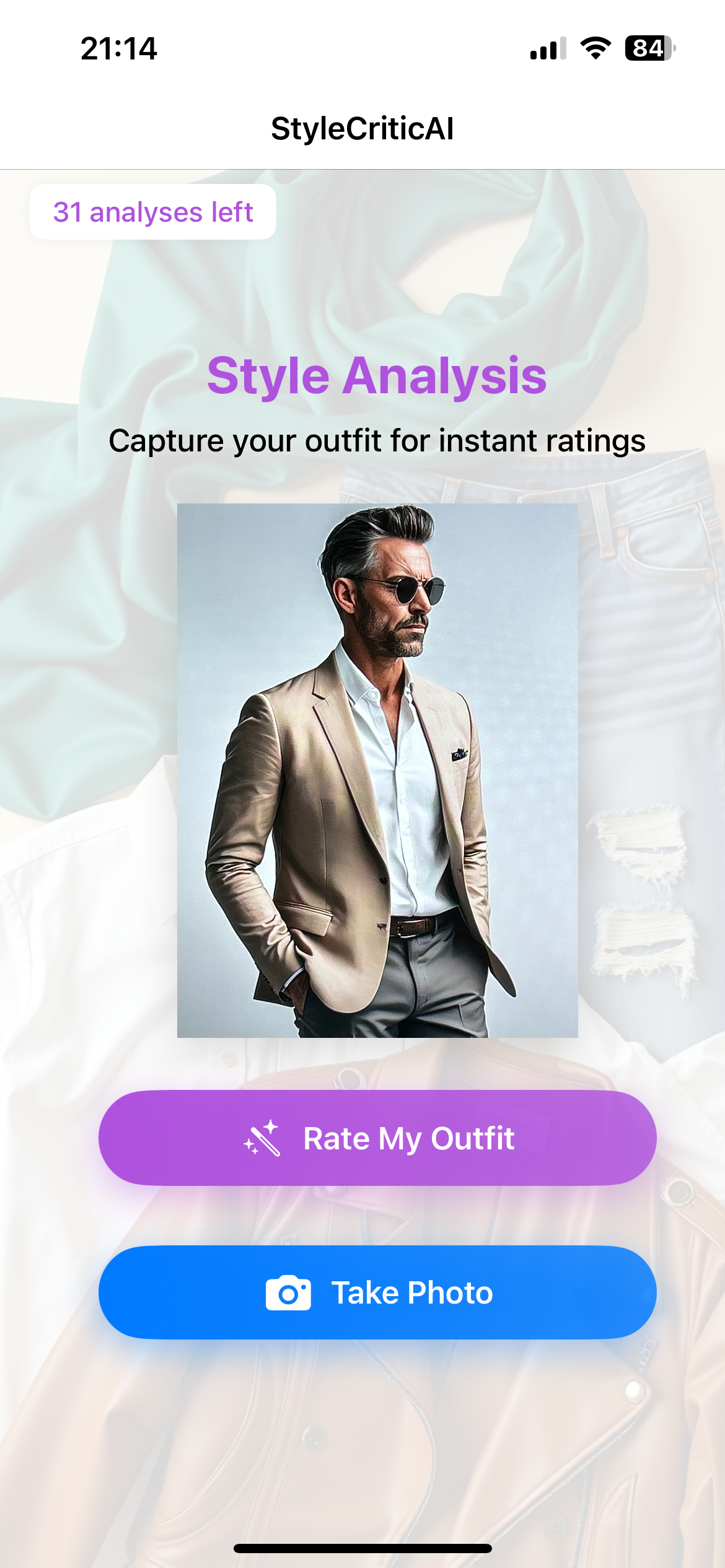 StyleCriticAI analysis screen with sample outfit