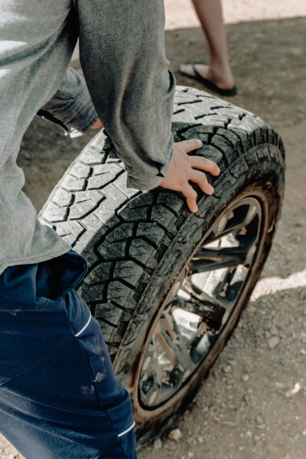 Locking Nut Removal