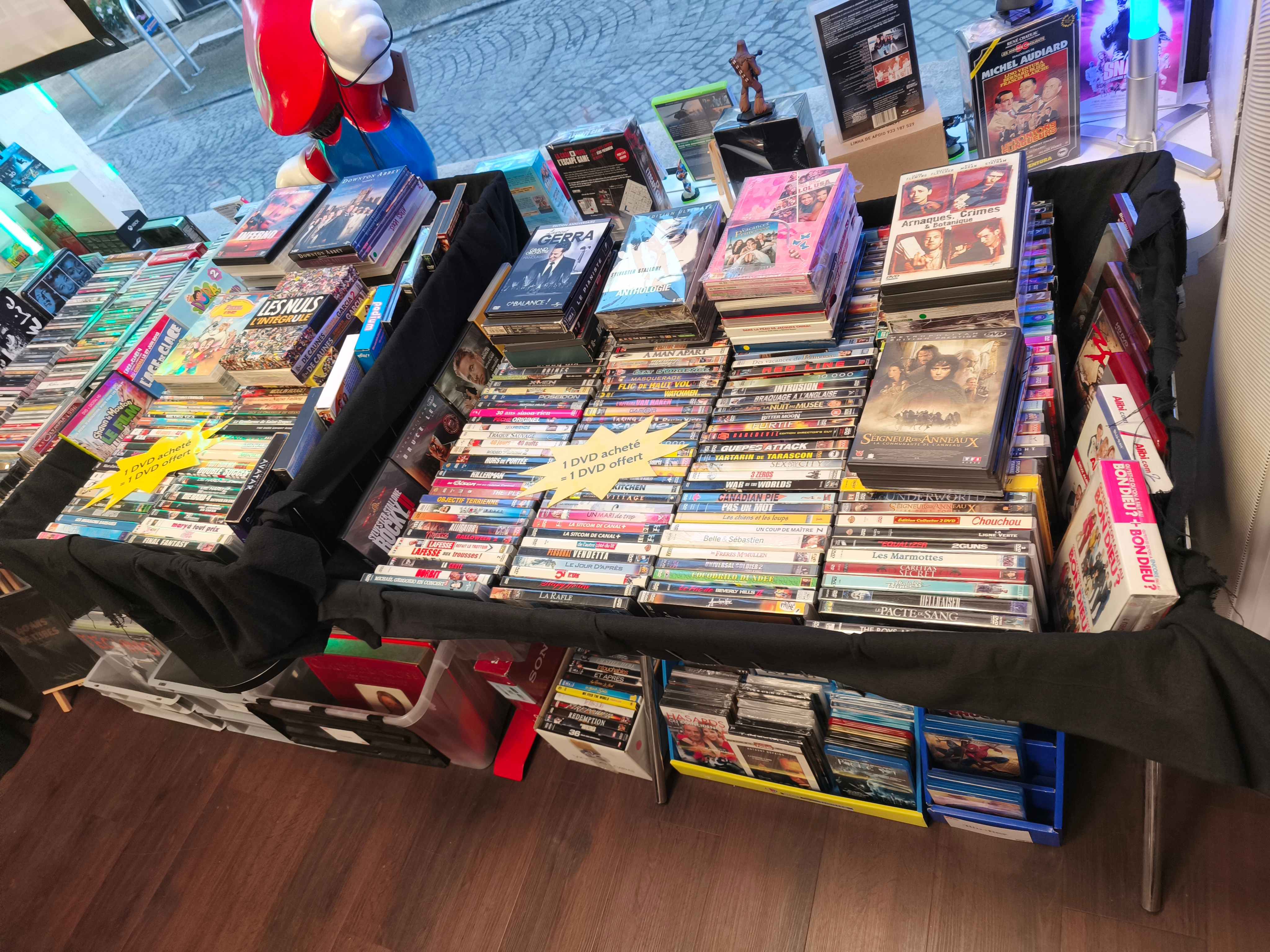 Selection de DVDs avec offre 1 DVD achete = 1 DVD offert chez Game & Disc