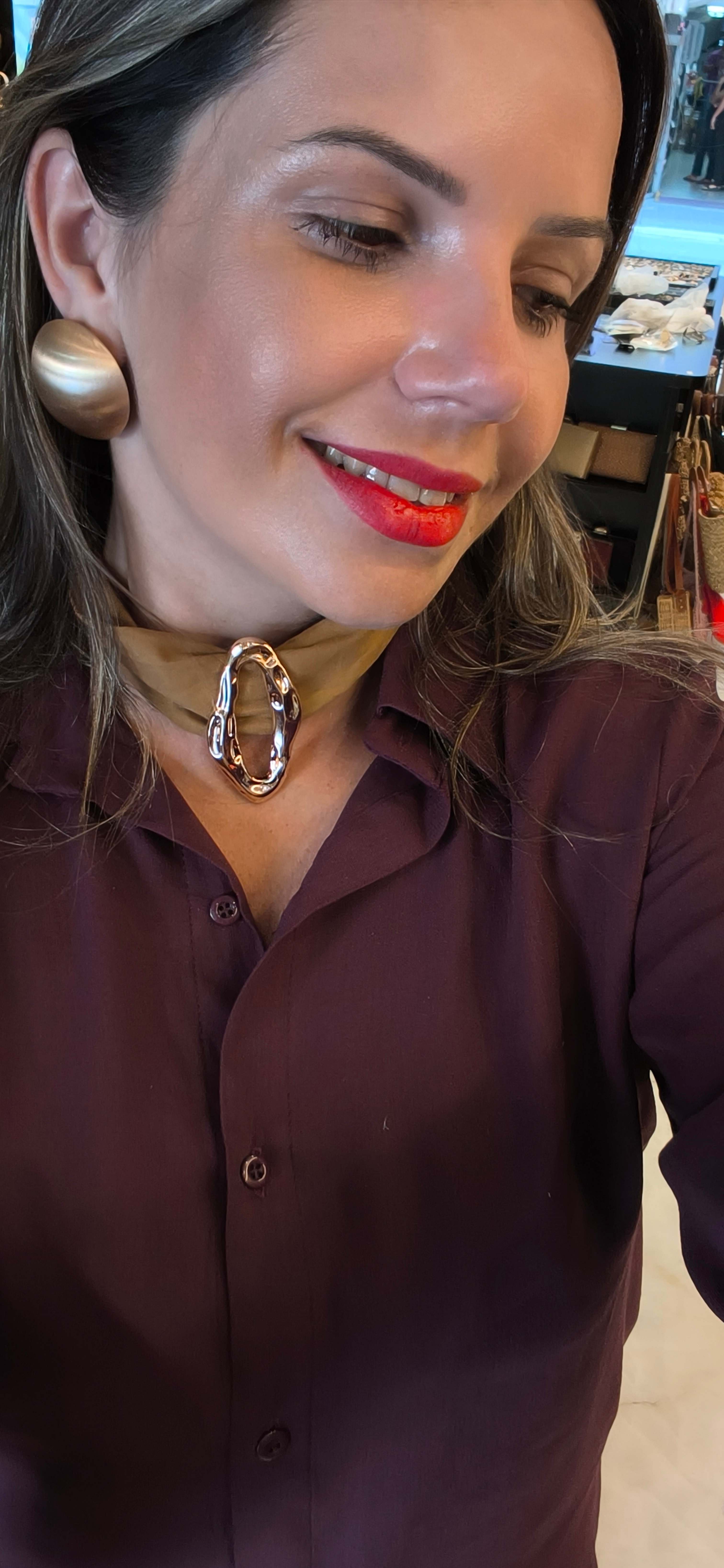 Brincos e Colar Dourado