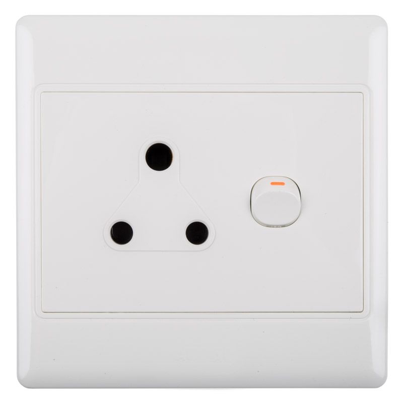 Nexus Socket Switch Single 4x4