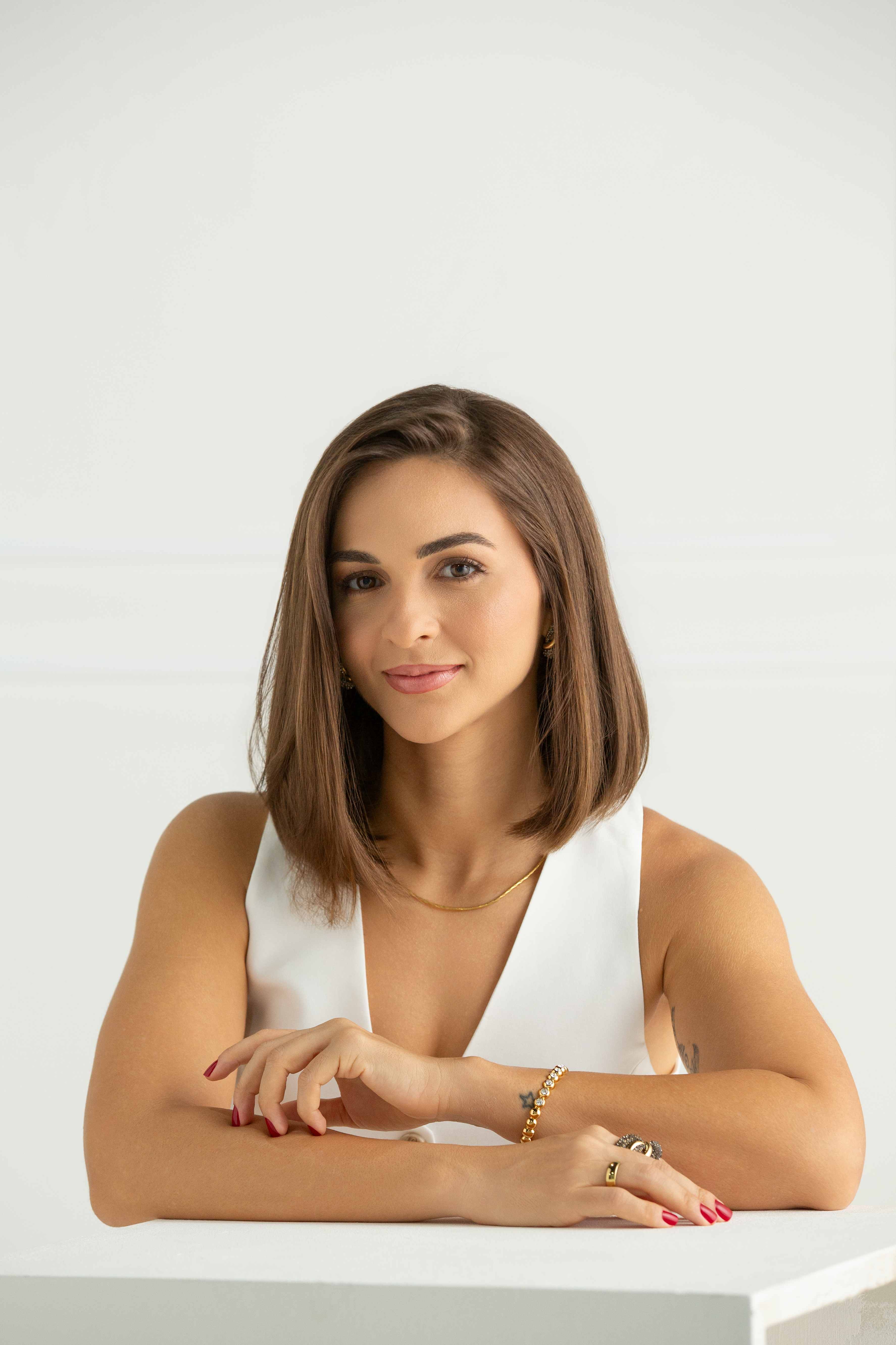 Dra. Kassia Galvão