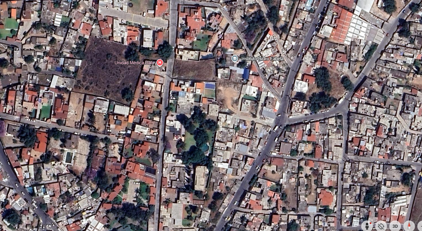 Vista aerea de Mas Vida Esencial - oasis verde en el centro de Tepotzotlan