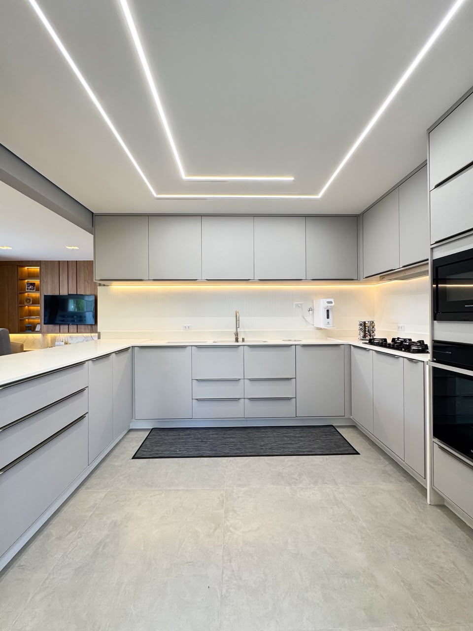 Cozinha residencial moderna
