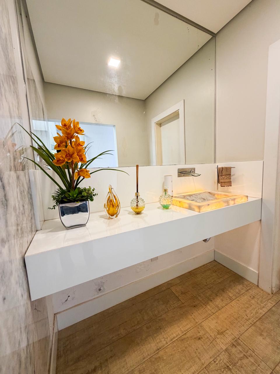 Lavabo contemporâneo