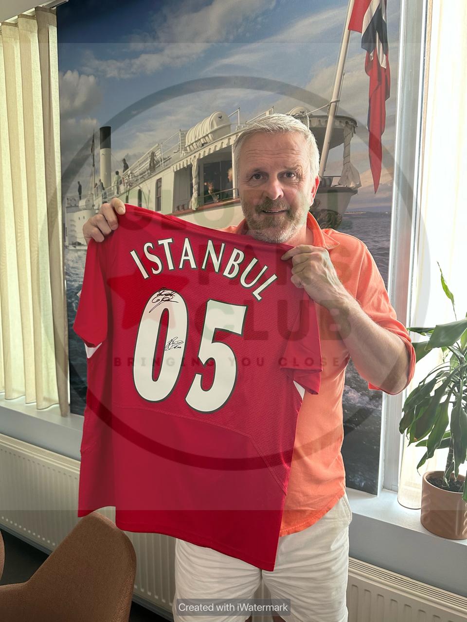 Jerzy Dudek with Istanbul 2005 signed shirt