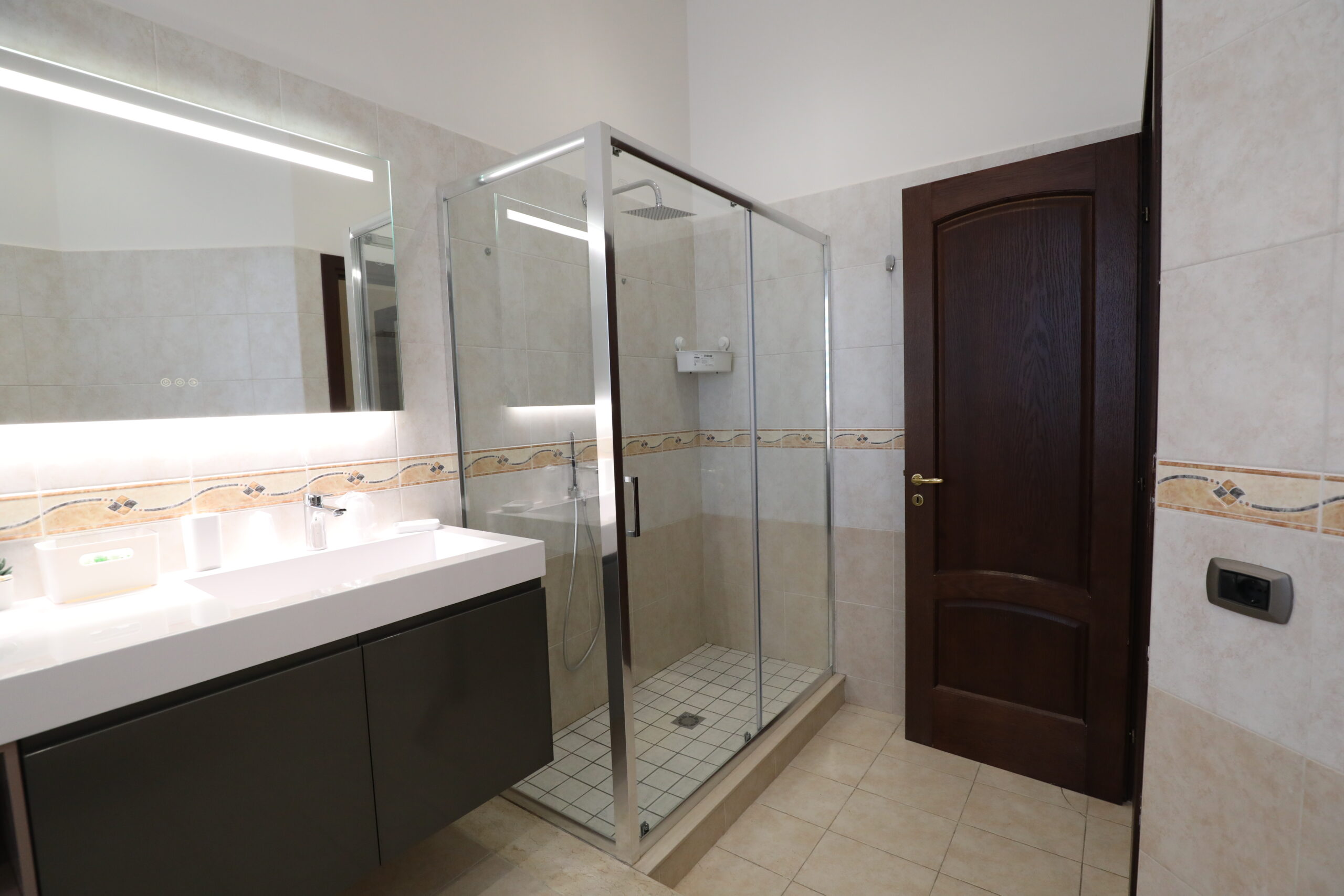 Camera Parthenope - Bagno con doccia