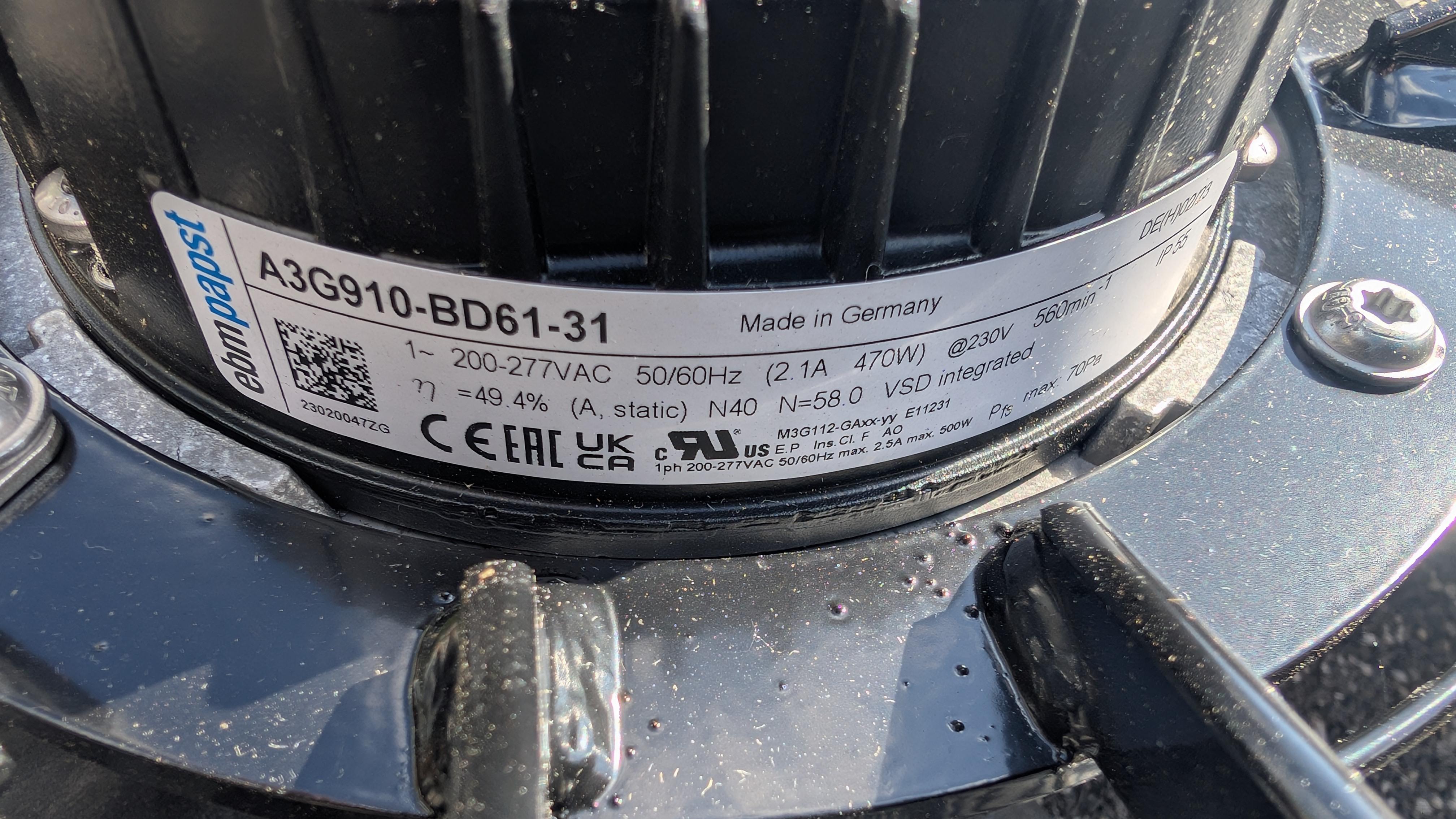 Typový štítek motoru EC ventilátoru ebm-papst A3G910 s označením VSD integrated