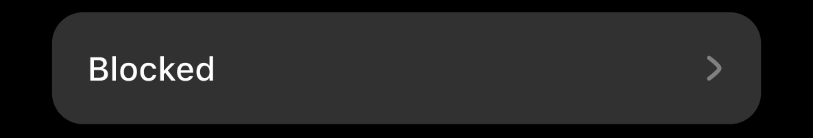 Blocked contacts row with a chevron to view the list of blocked callers