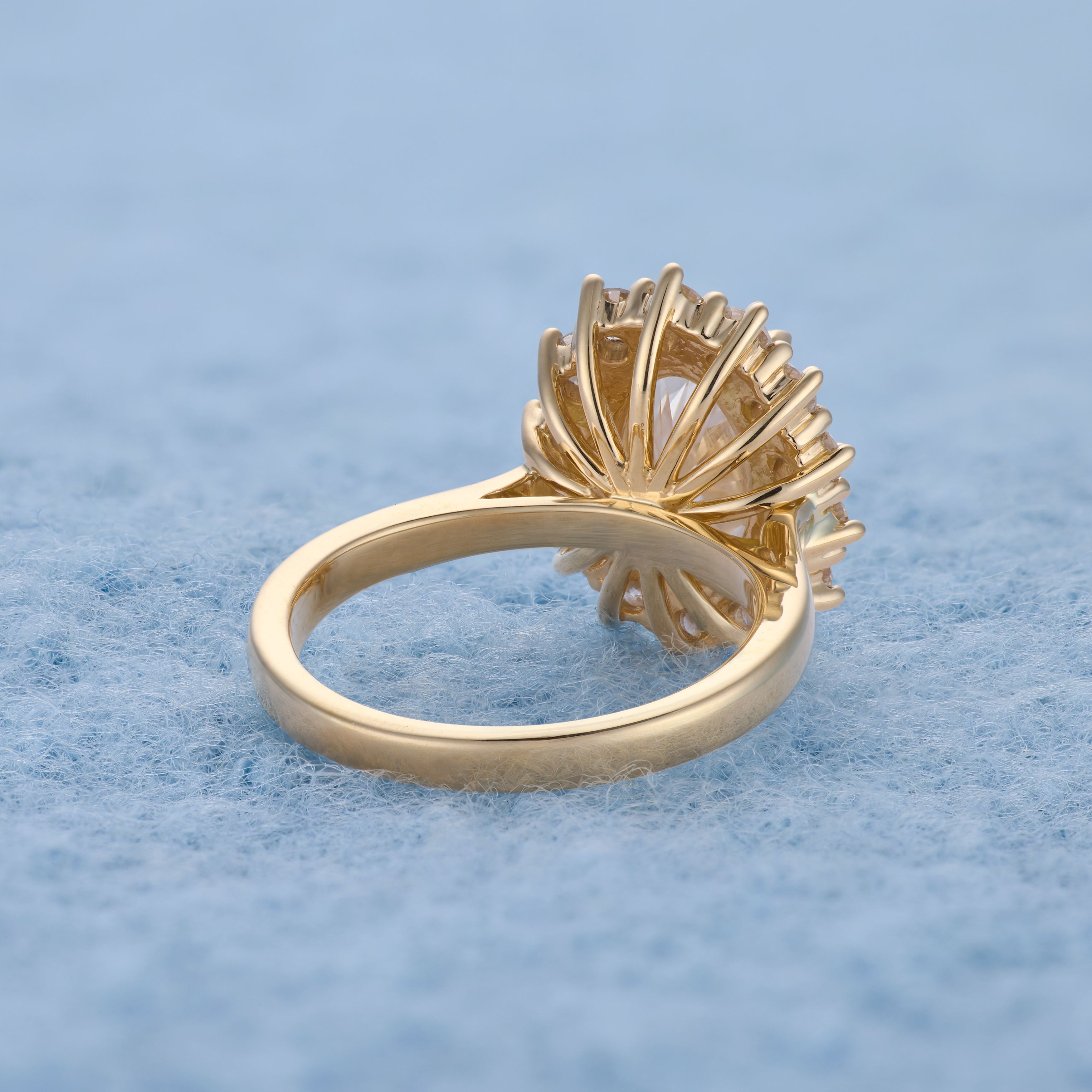 Oval diamond with star halo, side angle