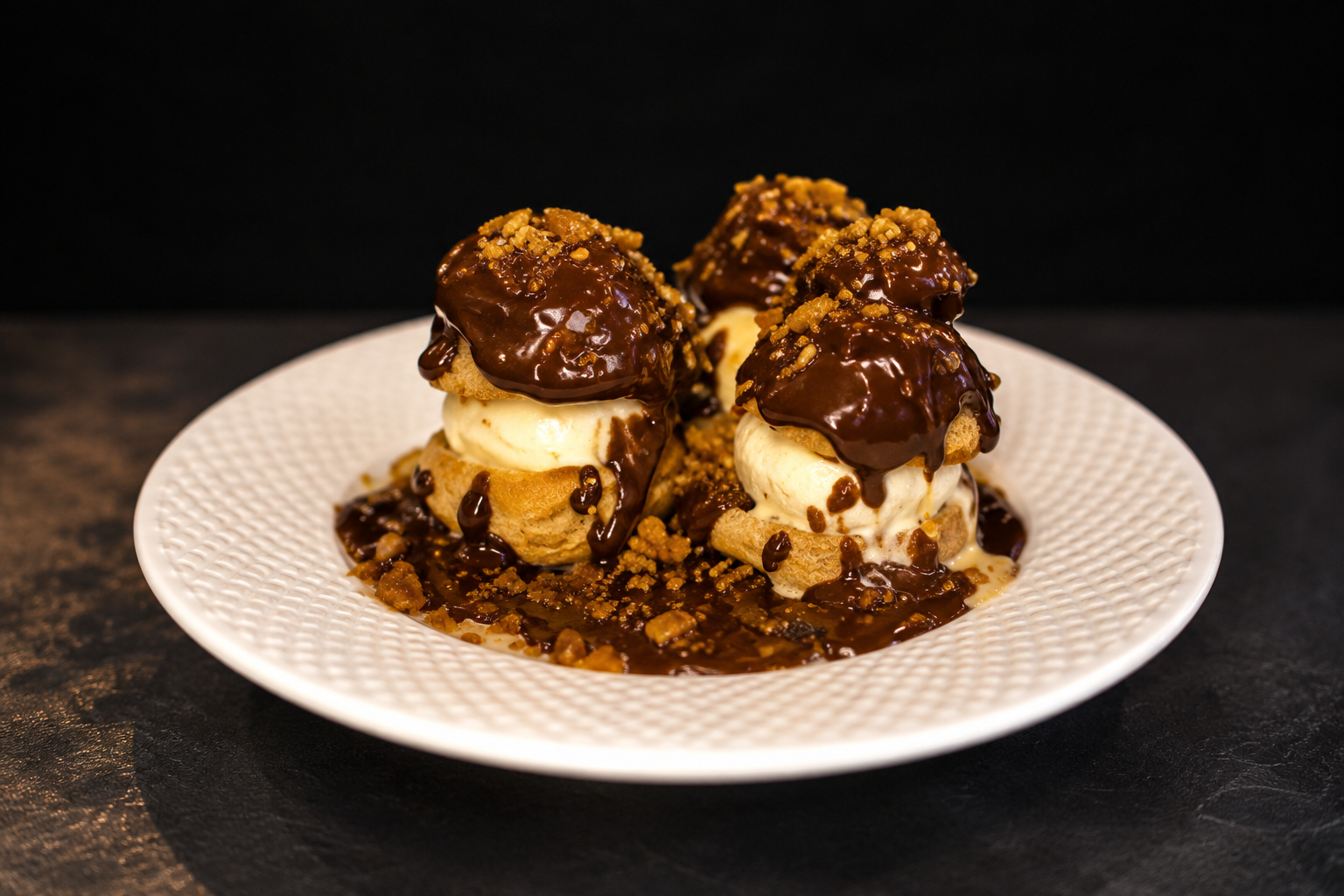 Profiteroles au chocolat