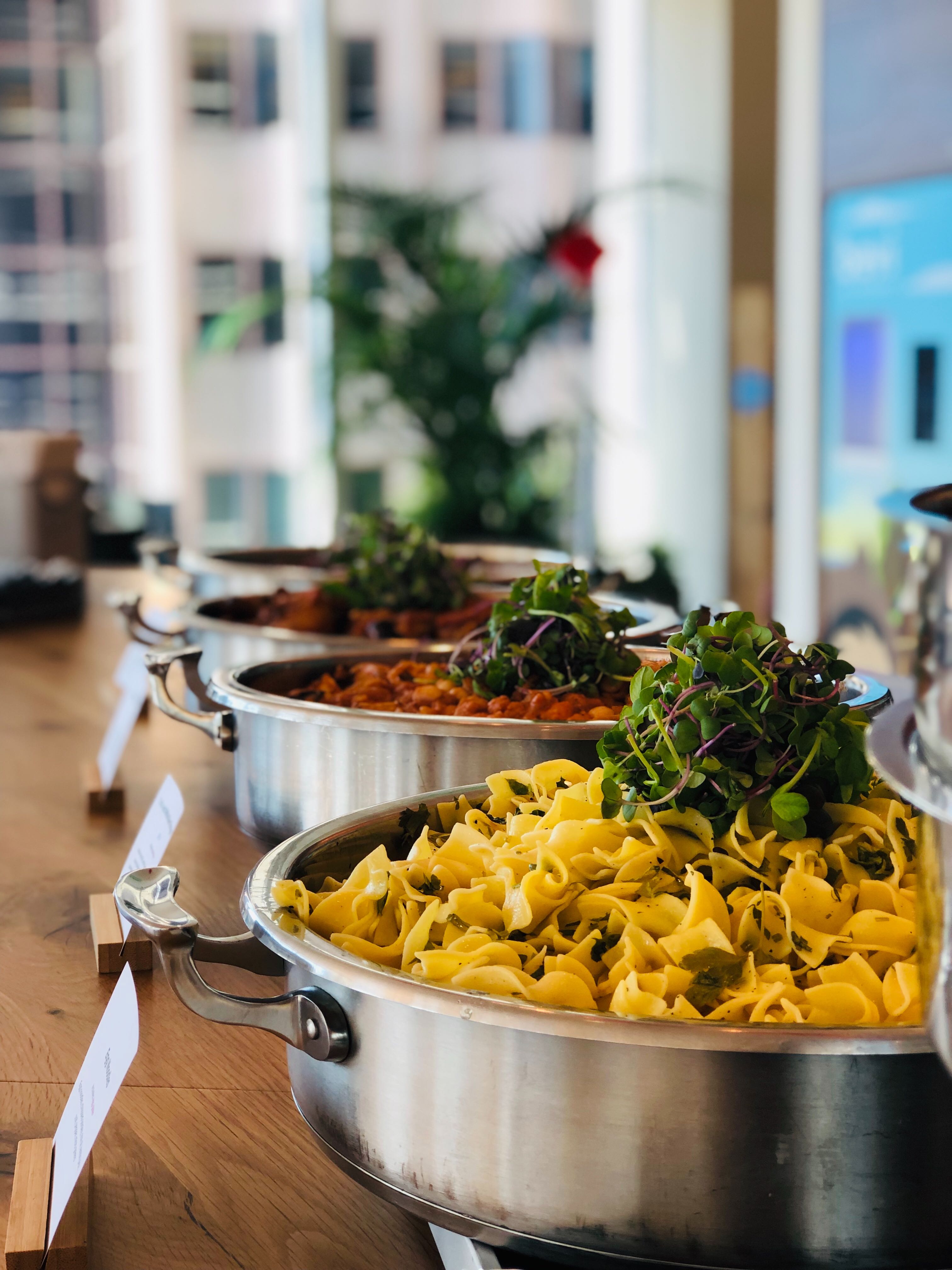 Cohesive catering setup