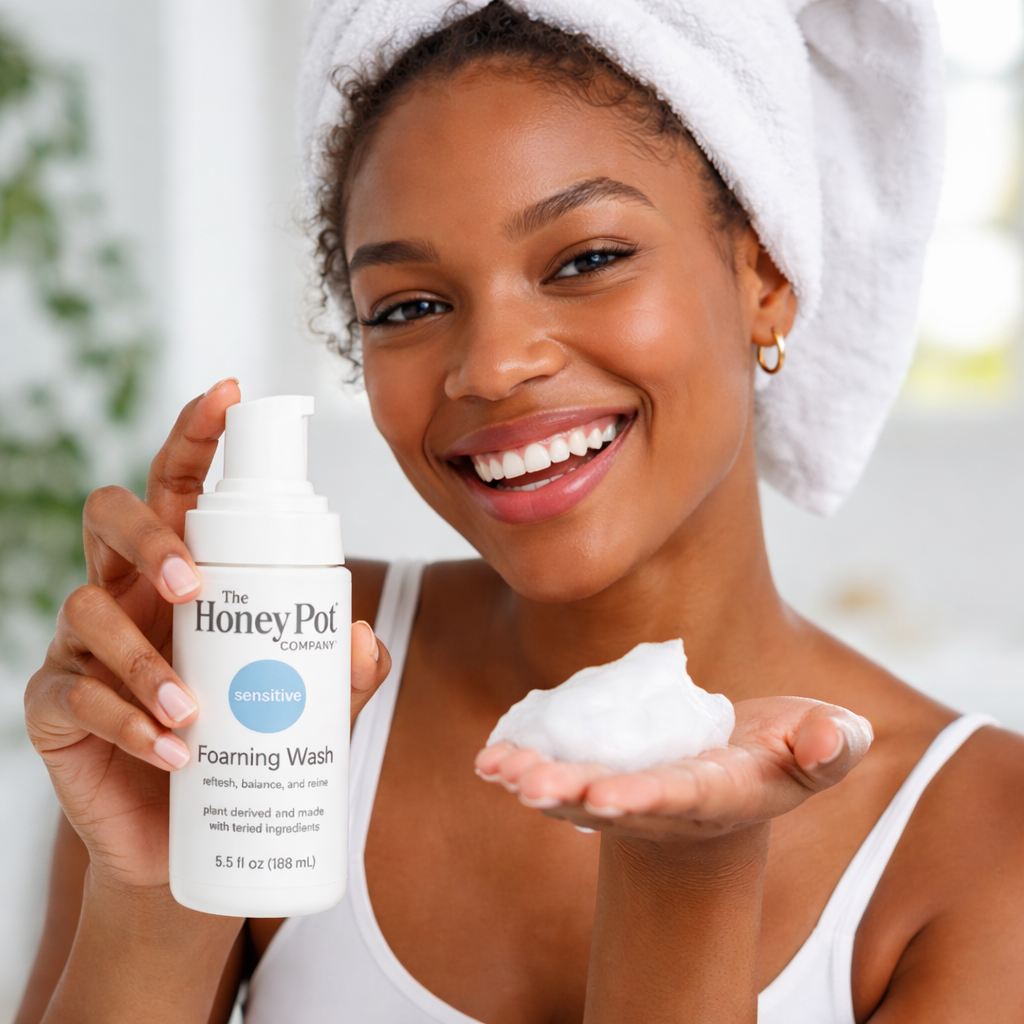 Sensitive Foaming Wash - Lifestyle