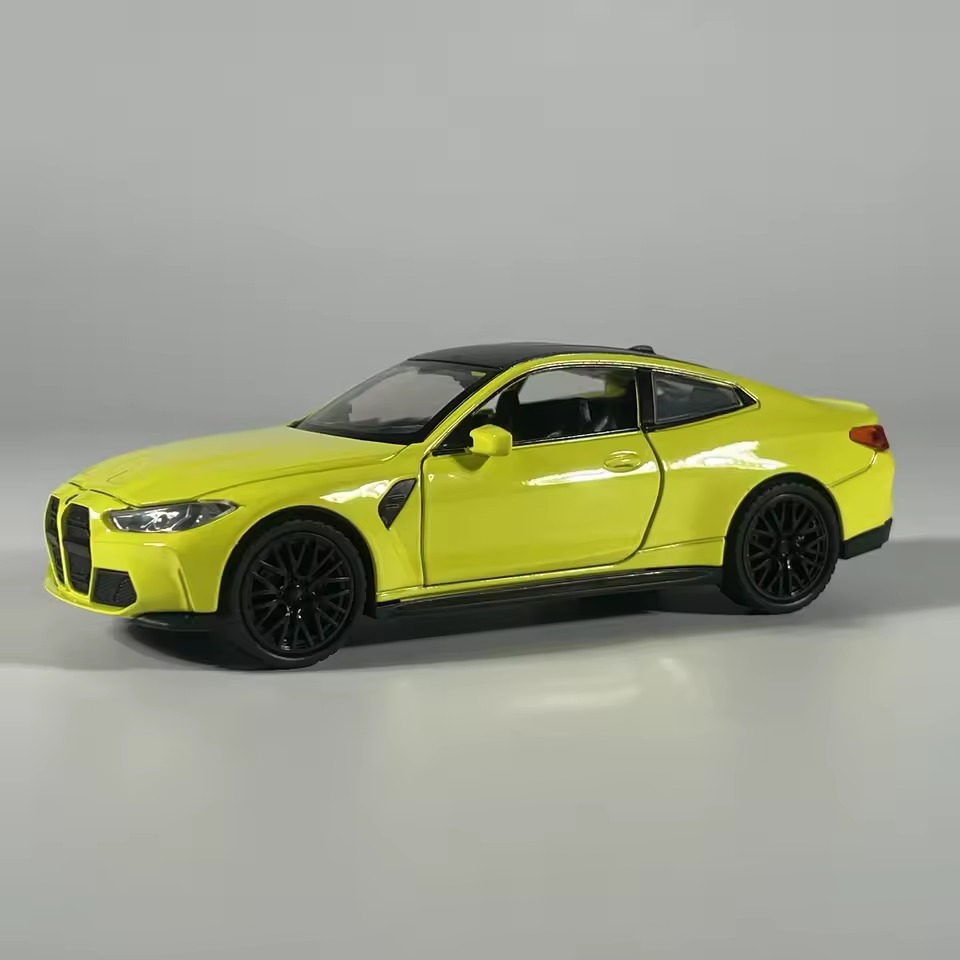 1:32 BMW M4 Coupe Alloy Die-cast Model Car