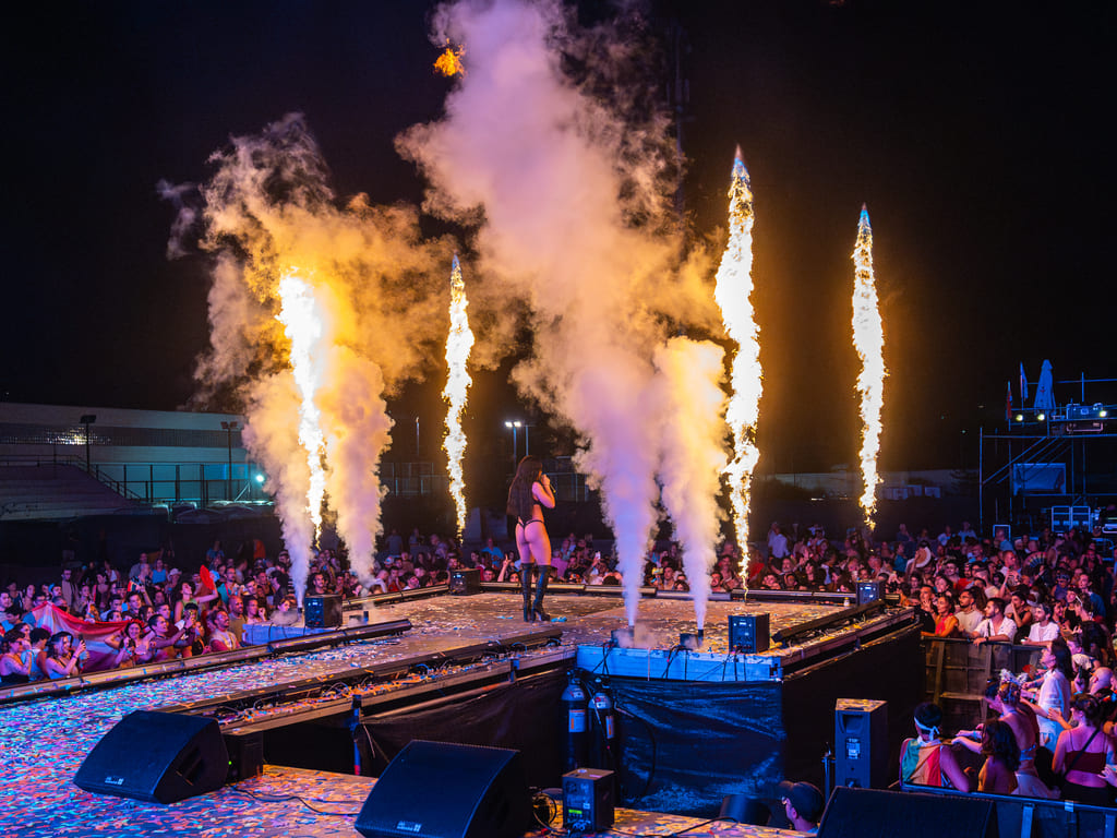 Salo Orgullo Pyrotechnics