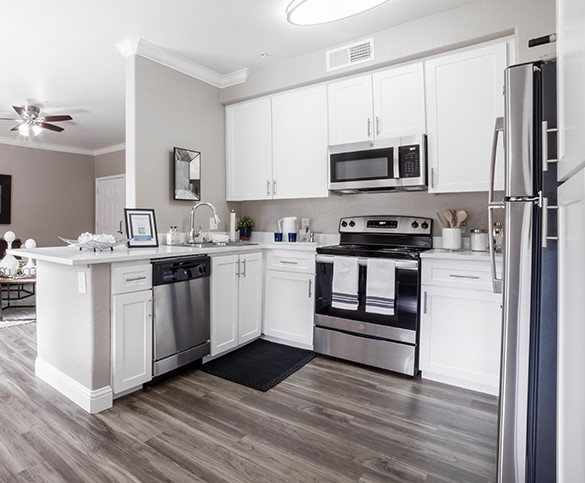 Stonelake II — Iced White reface