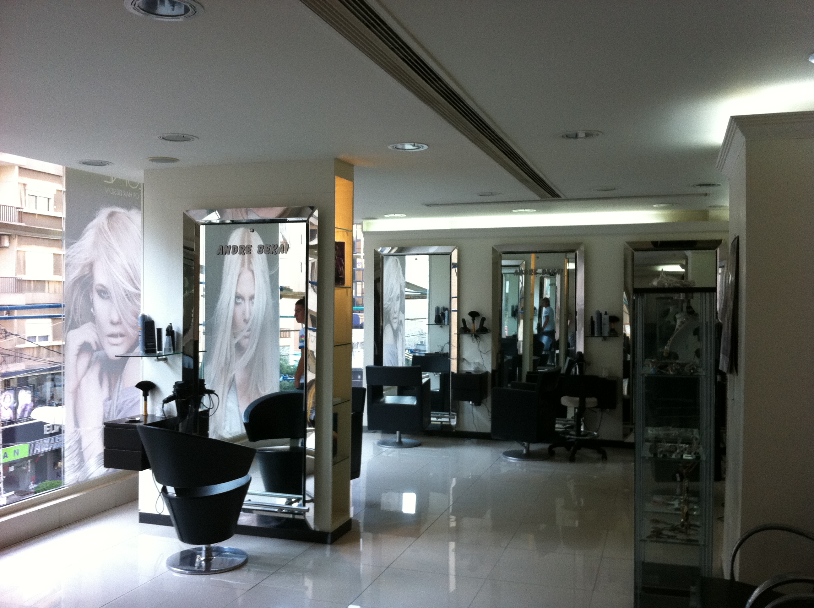 Salon Andre Bekaii, Jdeideh