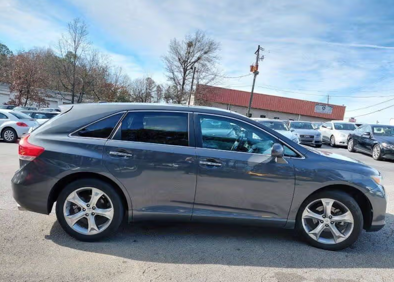 2012 Toyota Venza LE - Thumbnail 4