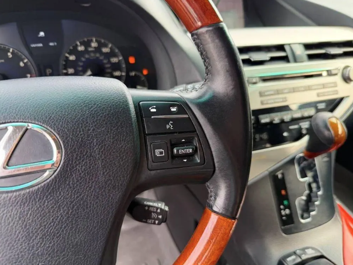 2011 Lexus RX 350 Base AWD - Thumbnail 16