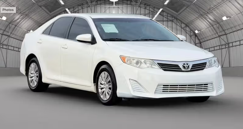 2014 Toyota Camry FWD