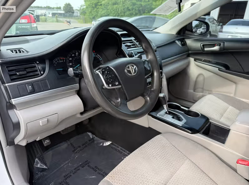 2014 Toyota Camry FWD - Thumbnail 6
