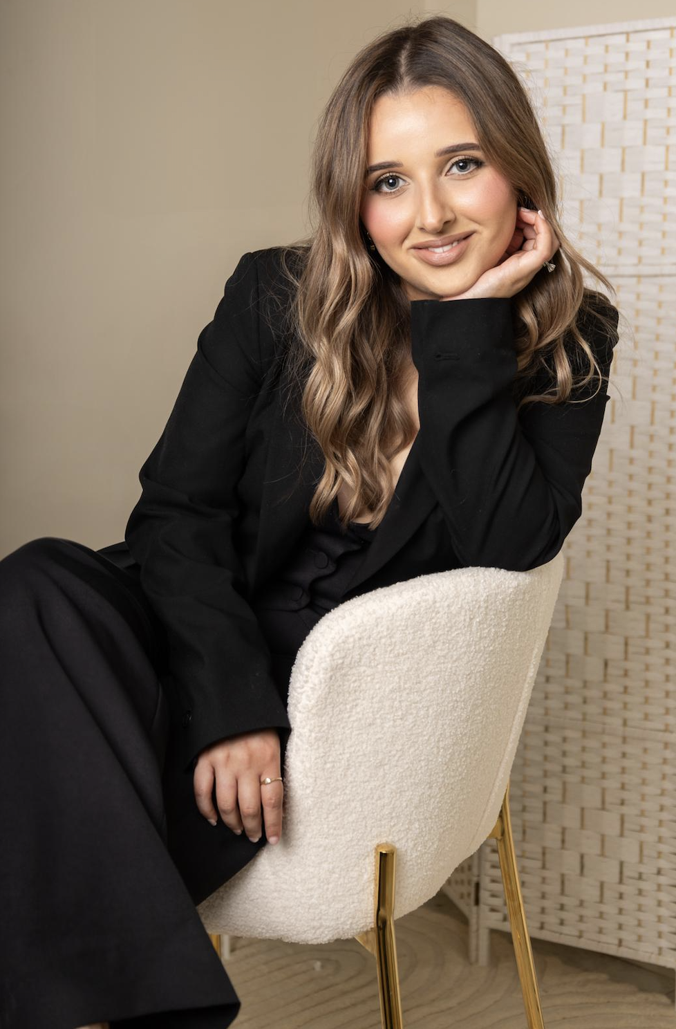 Isabella - Makeup Artist