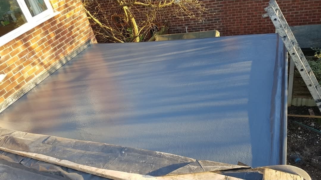 Professional flat roof installation