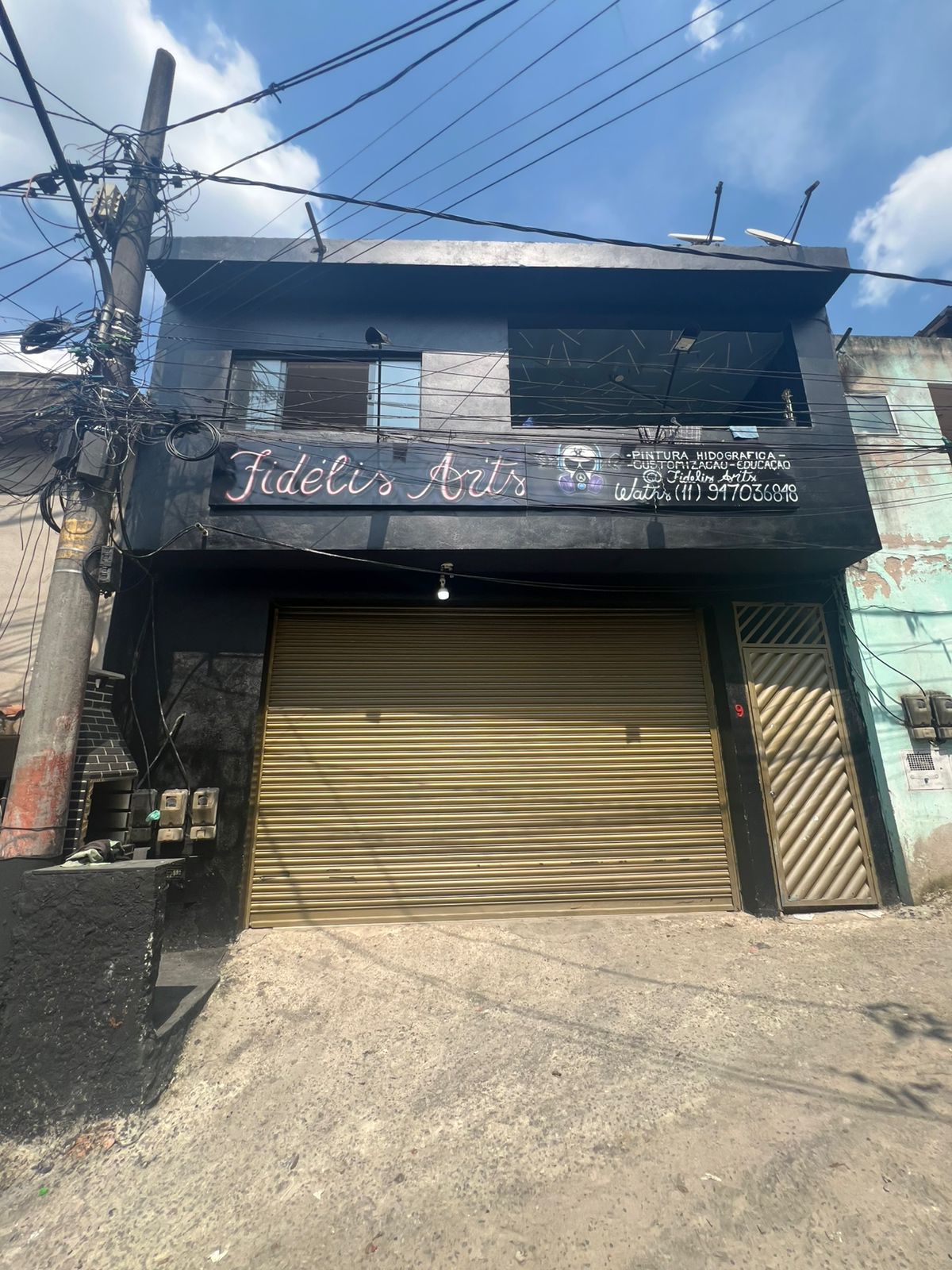 Fachada Fidelis Arts