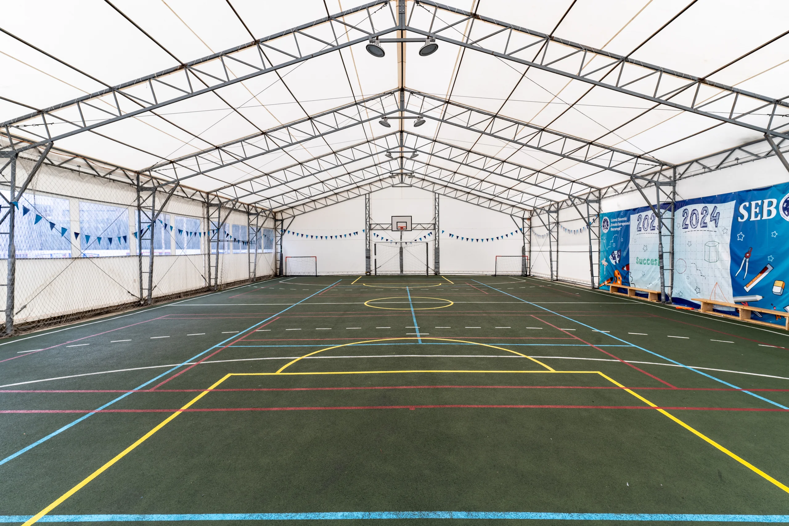 Teren de sport acoperit