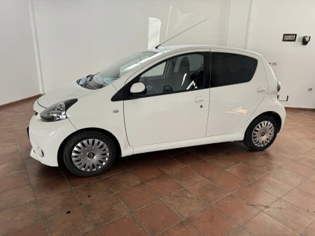Toyota Avgo